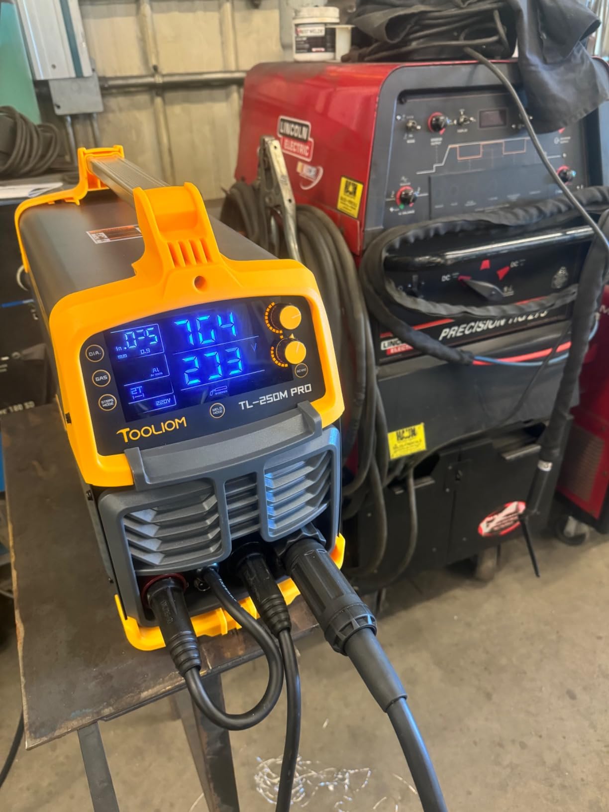 TOOLIOM 200A TIG Welder with Pulse, 110V/220V Dual Voltage | 4 in 1 DC TIG/spot TIG/pulse TIG/stick multiprocess TIG welder, large digital display customer photo 1