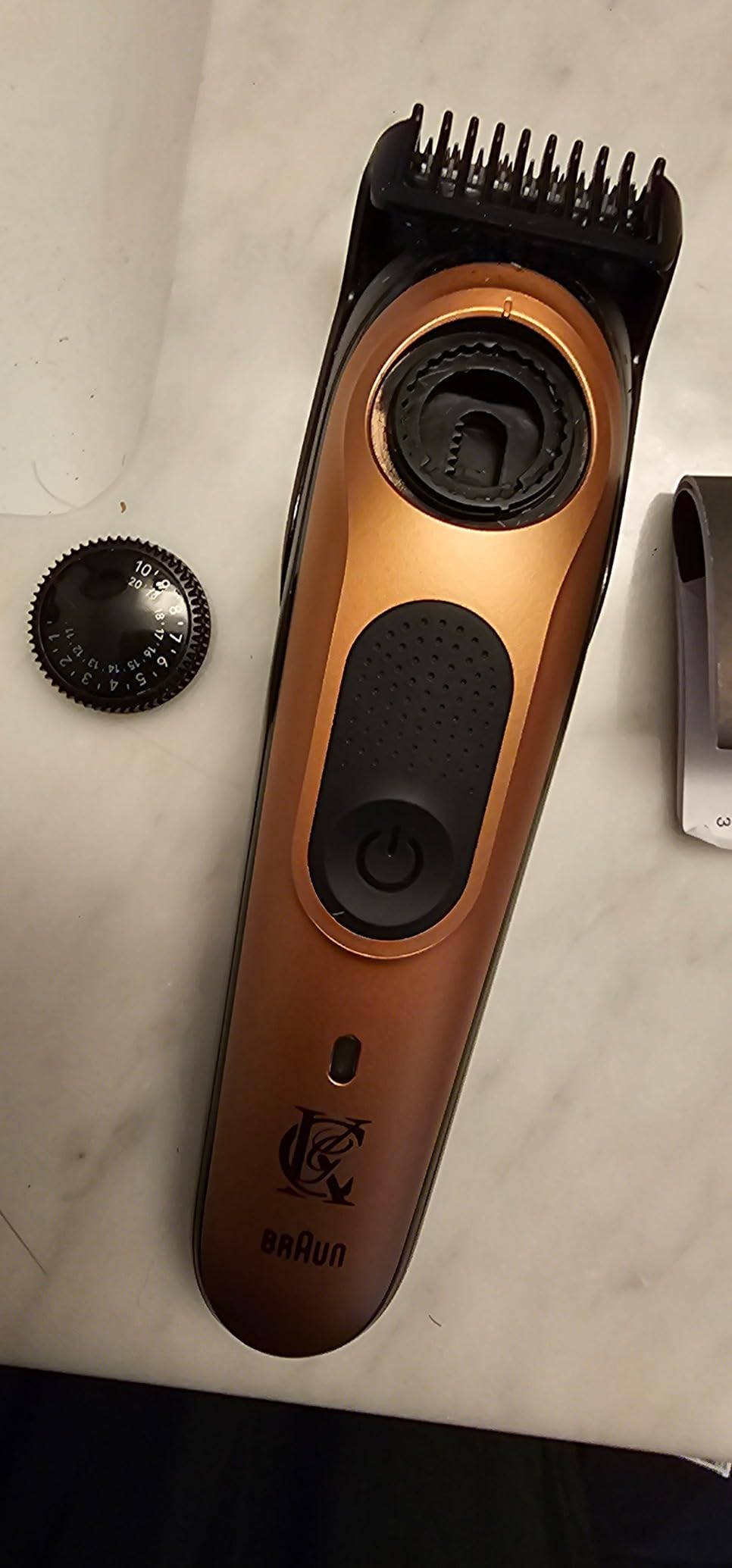 King C. Gillette Beard Trimmer PRO with 40 beard length settings in precise 0.5mm steps, cordless design & 1 trimmer, 1 brush, 2 combs, 1 charger and 1 T-blade customer photo 1