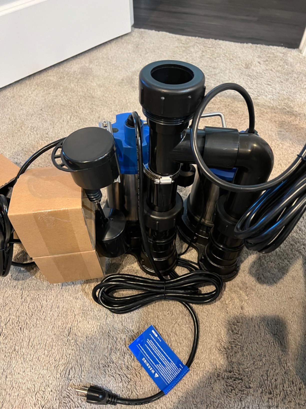 Westinghouse - 1/2 HP Sump Pump with Integrated Vertical Float Switch and 12 Volt Battery Back Up Capability, Up to 5,200 Gallons Per Hour - Heavy Duty Battery Backup Sump Pump System customer photo 1