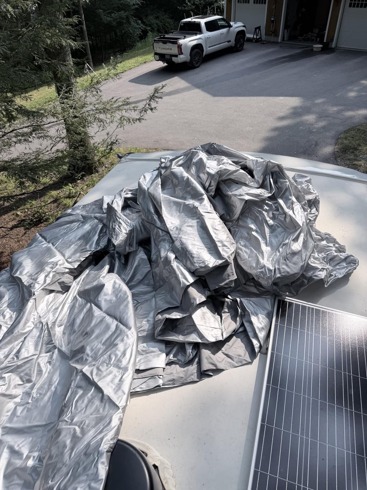 FRUNO Oxford Fabric Class C RV Cover Fits 23'-26' Waterproof Rip-Resistant Anti-UV Motorhome Camper Cover for Winter Snow with 4 Tire Covers and Gutter Covers customer photo 2