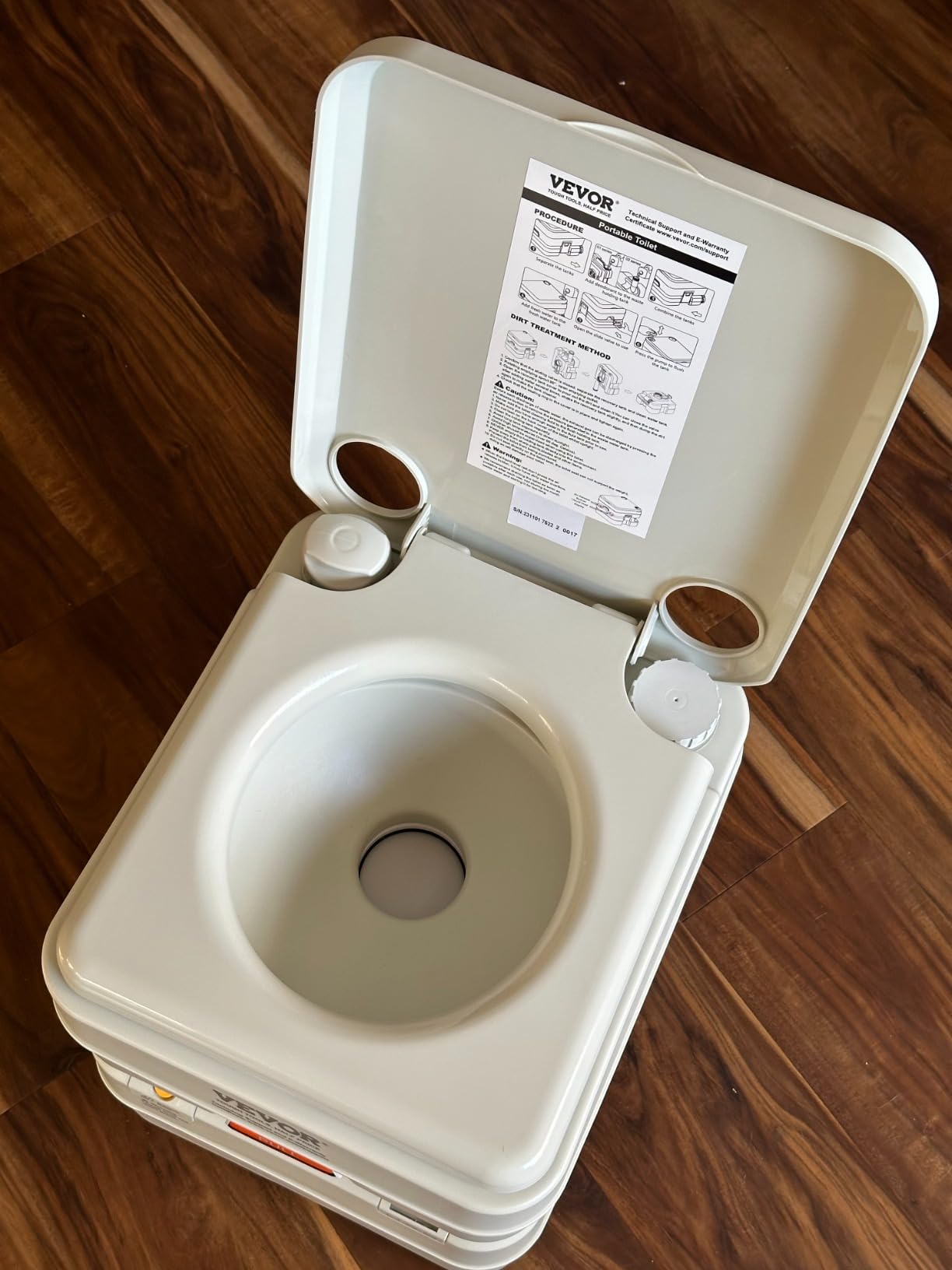 VEVOR Portable Toilet for Camping, Porta Potty with 3.2 Gal Waste Tank & 3.2 Gal Flush Tank, Push-Button Pressurized Flush Commode with Level Indicator, Travel Toilet for Adults Kids Camping Car Trips customer photo 1