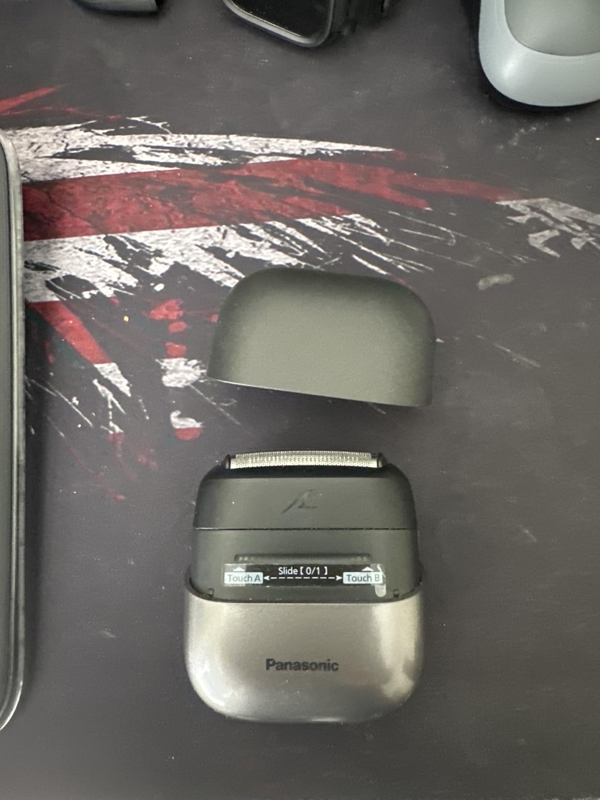 Panasonic Swipe Right Travel Shaver for Men, Portable Electric Razor for Men with USB-C Charging, 3-Blade Cutting System and Beard Sensor Technology, Wet/Dry Use, ES-CM3A-K customer photo 2