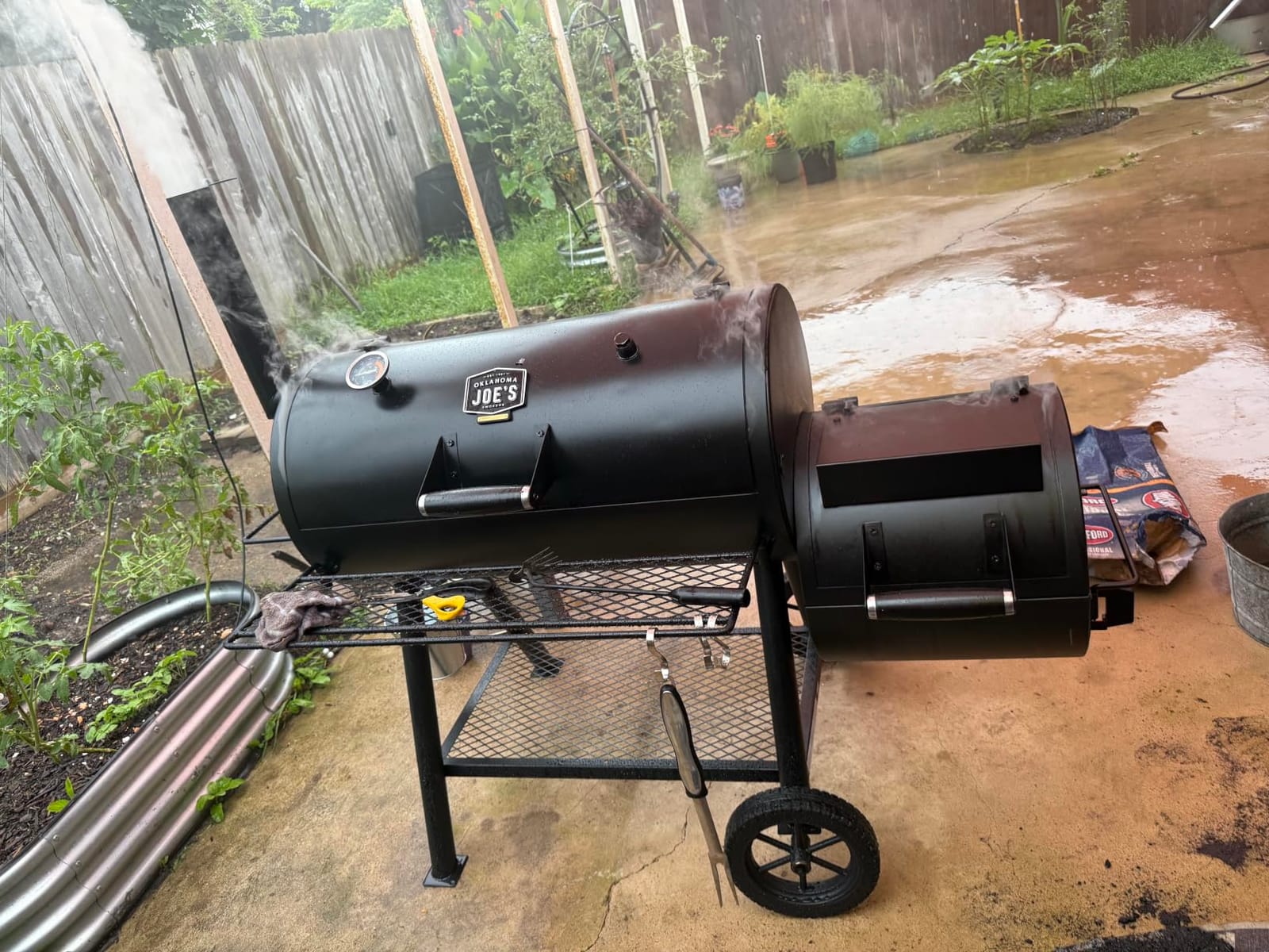 Oklahoma Joe's Highland Offset Charcoal Smoker and Grill with 900 sq. in. Cooking Area in Black customer photo 1