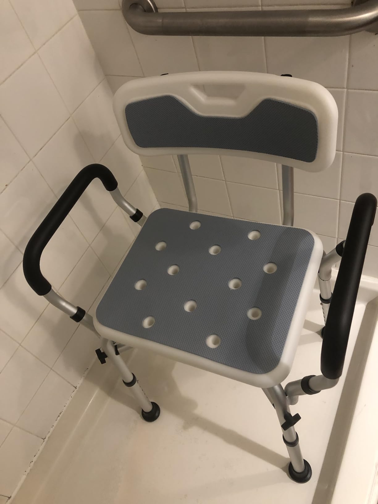 VFAUOSIT Shower Chair with Removable Arms and Back, 550 lb Adjustable Seat customer photo 1