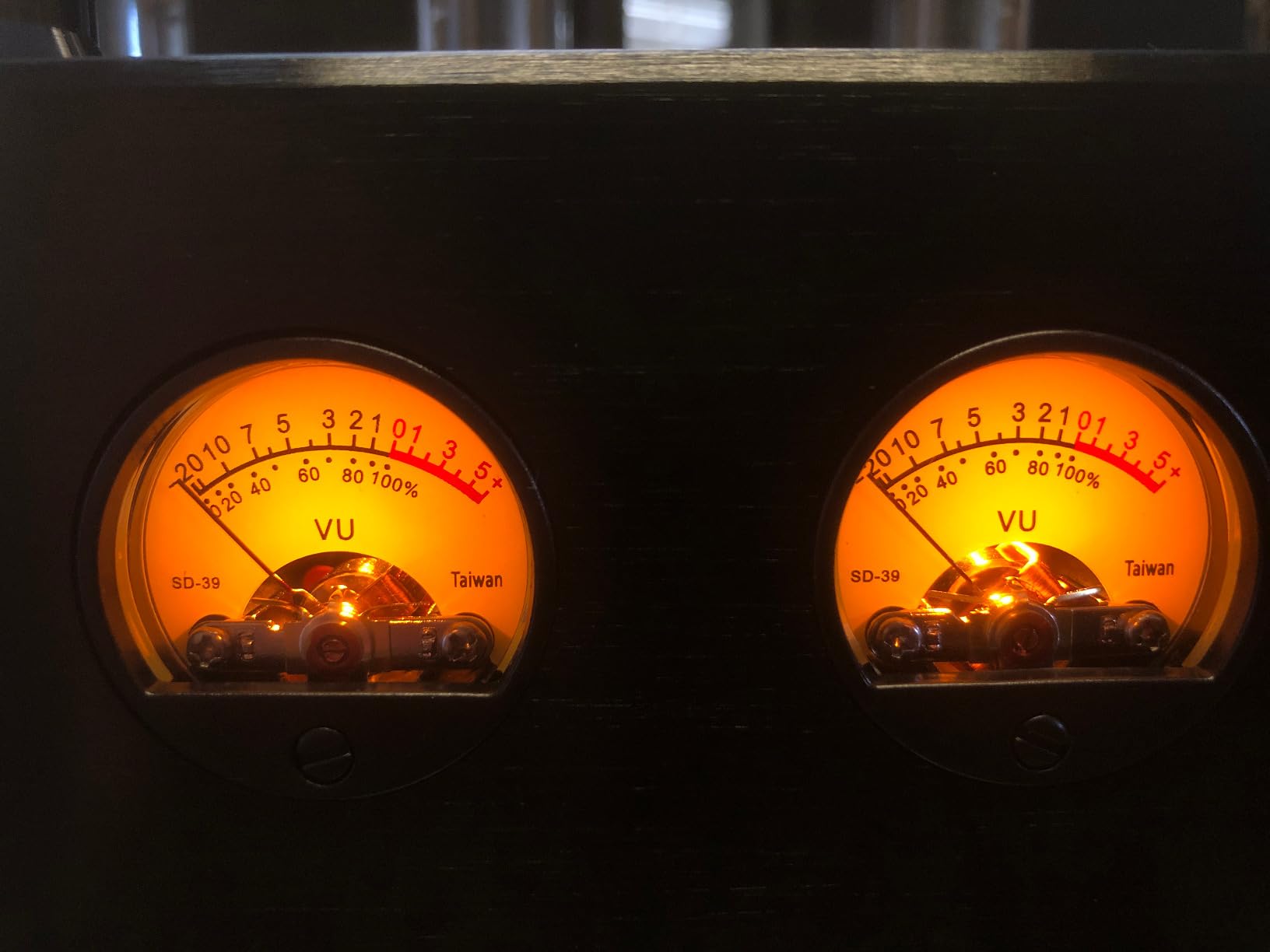 Stereo Vacuum Tube Class A/B Amplifier,Integrated Amplifier with Bluetooth 5.0,Subwoofer Output, Headphone Output, Record Player Phono Preamp and USB DAC customer photo 2