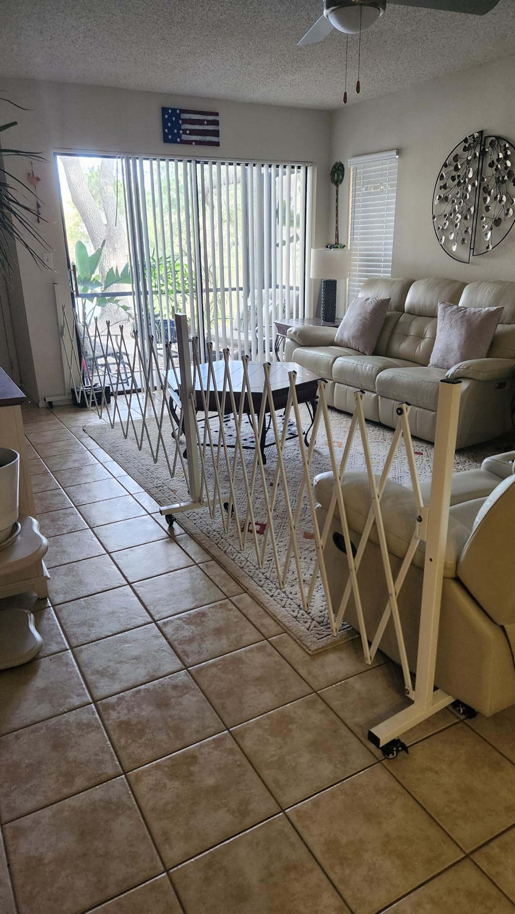 Retractable Outdoor Dog Gate, 207'' Wide Driveway Gate Expandable Portable Fence, Two-Segment 0-180 Degrees Rotatable Design Yard Garden Fence, Metal Safety Barrier Gates (White, 39.76 * 213) customer photo 2