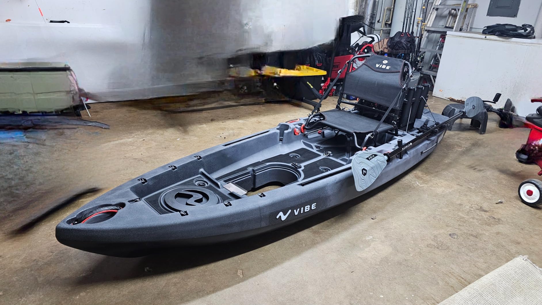 Makana 100 Fishing Kayak with Impulse Drive - 10 Ft, Customizable, Lightweight with Ample Storage | Includes Vibe Hero Seat 2.0, Impulse Drive and Rudder customer photo 1