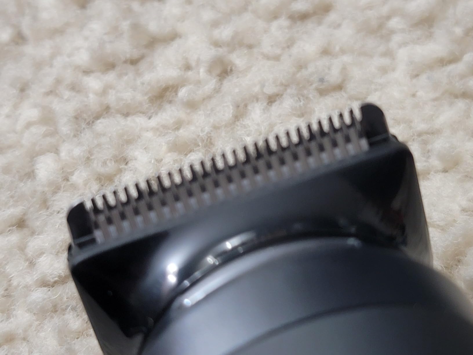 Gillette i7 Intimate Men’s Premium Pubic Hair Trimmer, Waterproof LED Body Hair Trimmer for Men, Manscaping Body Groomer customer photo 2
