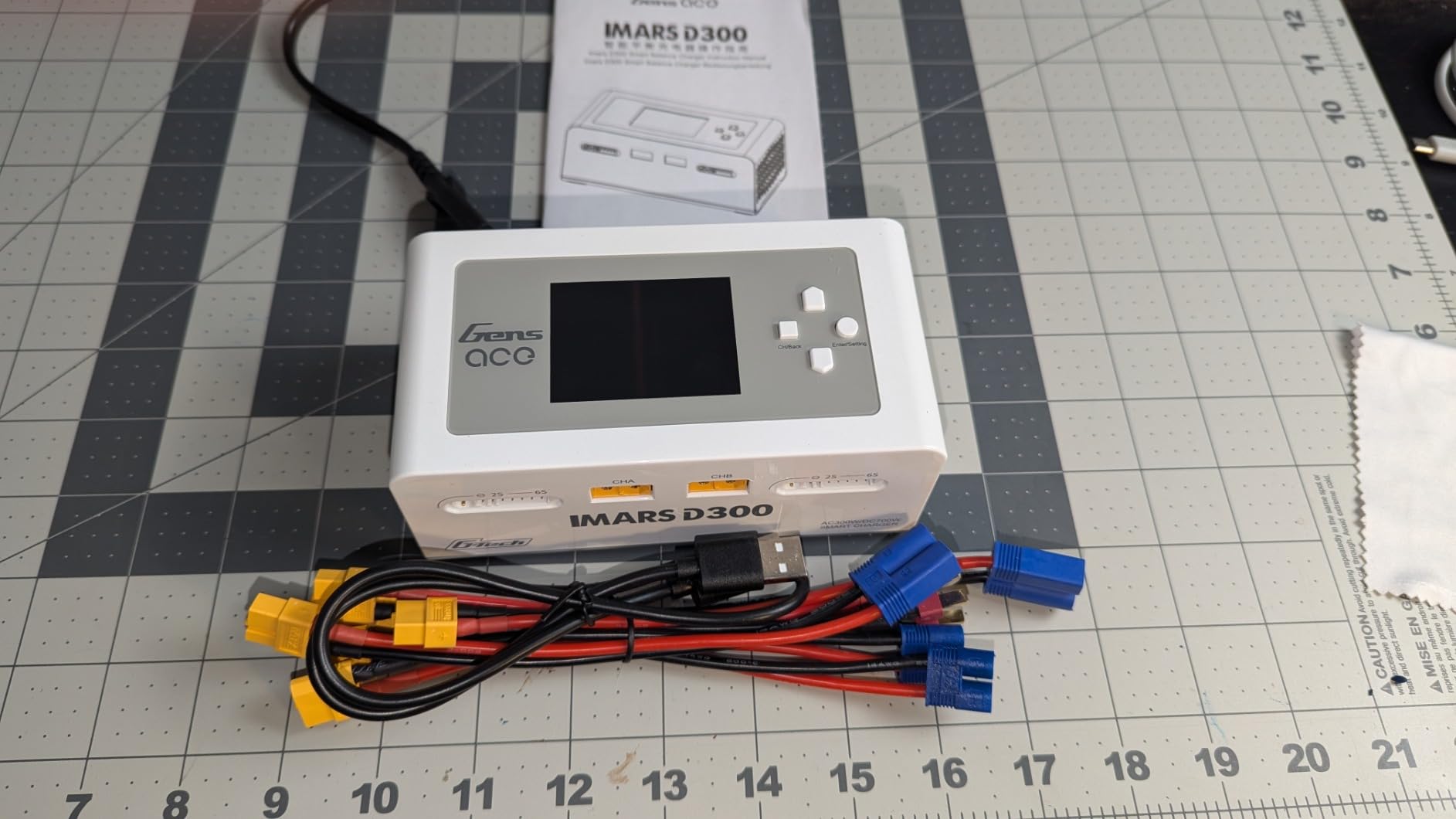 IMARS D300 Balance Charger, Gens Ace Dual Channel for RC 1~6S | AC 300W / DC 700W (350W*2) 16A Smart Charger | G-Tech customer photo 1