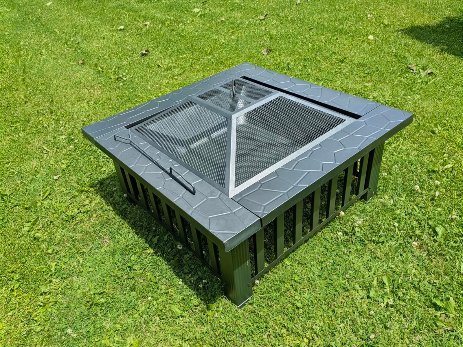 EcoNook 32 inch Square Outdoor Fire Pit Table with Spark Screen customer photo 1