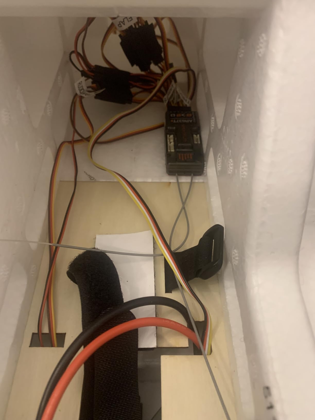 Spektrum AR637T+ 6 Channel AS3X+ & Safe Telemetry Receiver SPM-1032 | AS3X+, Safe, SPM-1032 customer photo 2