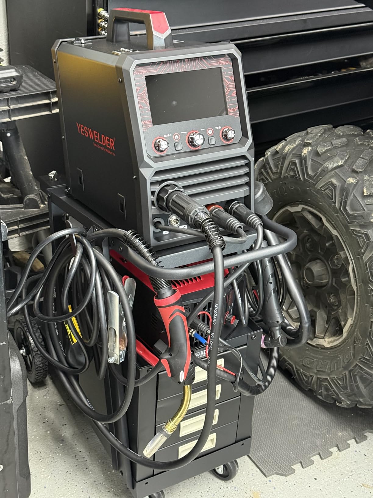 YESWELDER Firstess DP200 Welder, 120V/240V Pulsed Tech Multiprocess Machine | MIG,Pulsed MIG,Dual Pulsed MIG,Spot Welding,Flux Core,Spool Gun MIG,Lift TIG,Stick,LCD screen,automotive repair,DIY jobs customer photo 1