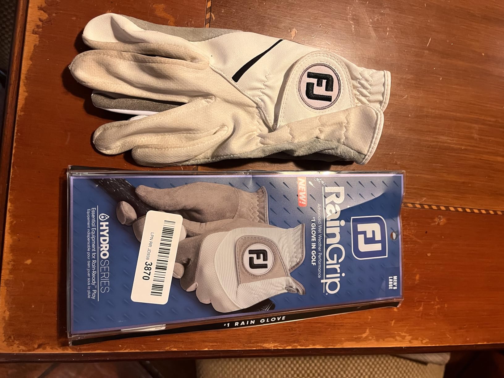 FootJoy Men's RainGrip Golf Glove, Pair customer photo 2