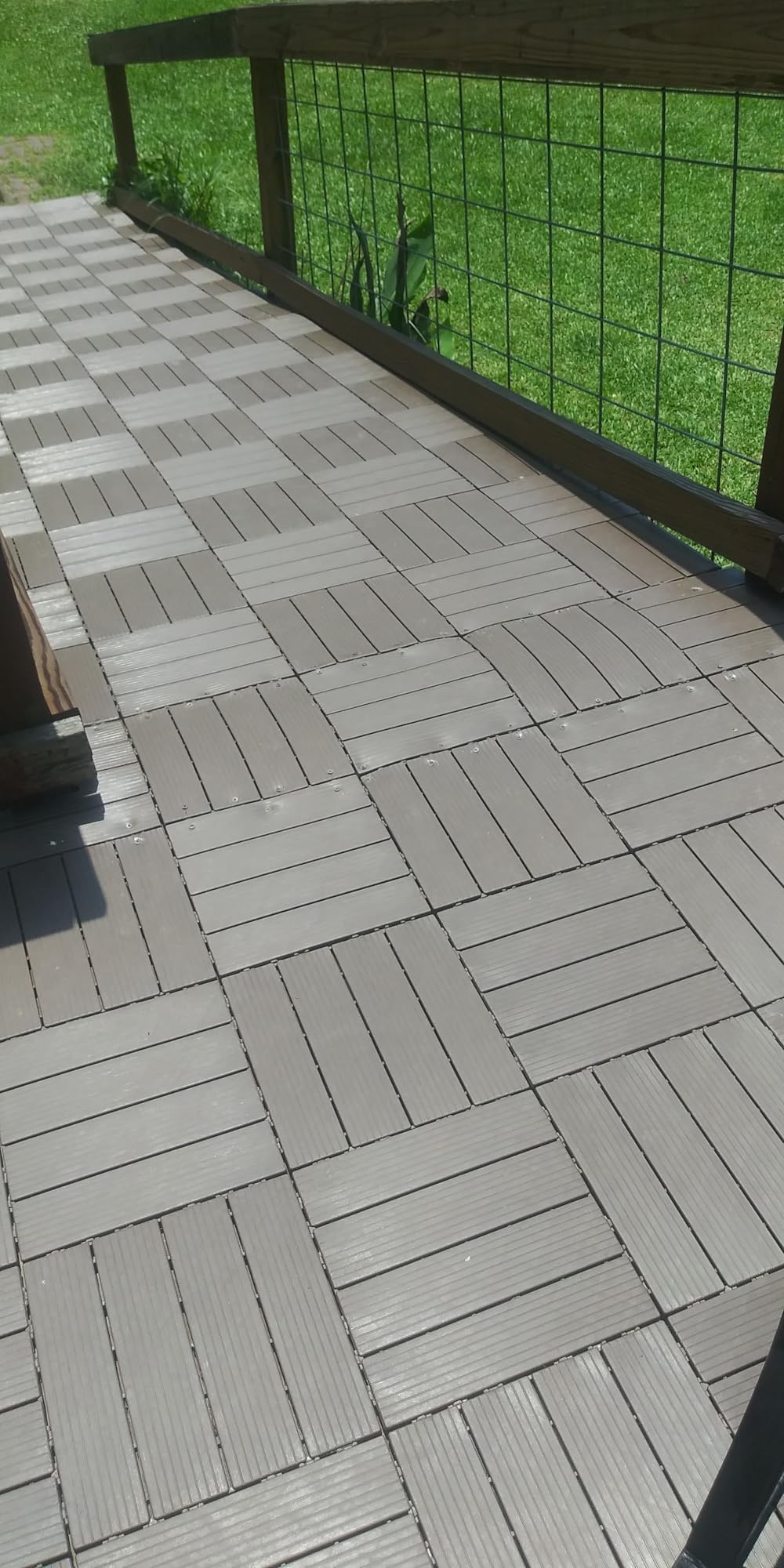 72 PCS Plastic Interlocking Deck Tiles - 12