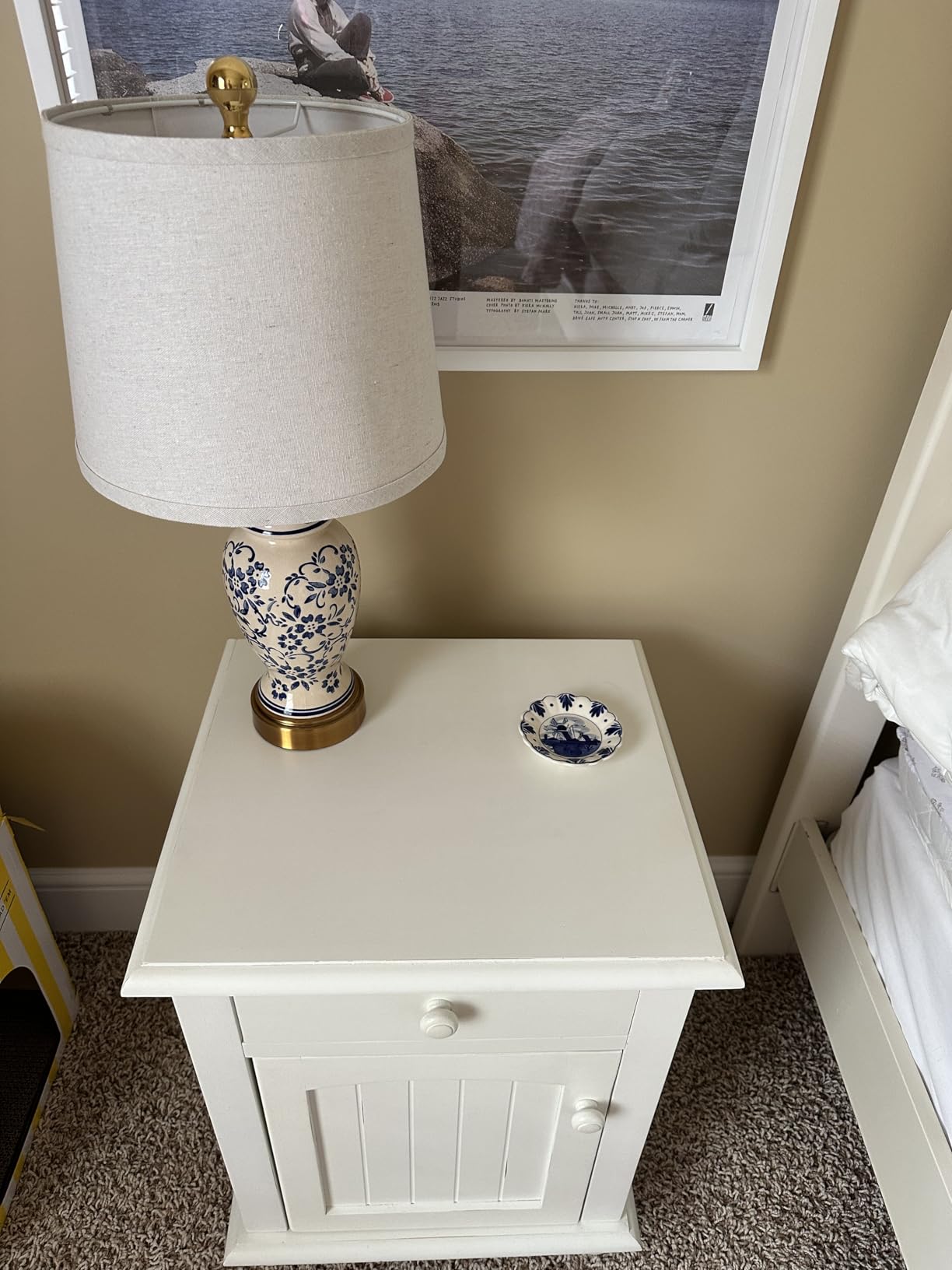 Chinoiserie Ceramic Table Lamps Set of 2 for Bedroom Bedside | Traditional Blue Porcelain Classic Table Lamp for Nightstand Entryway Living Room, 2 LED Bulbs Included (Gold) customer photo 1