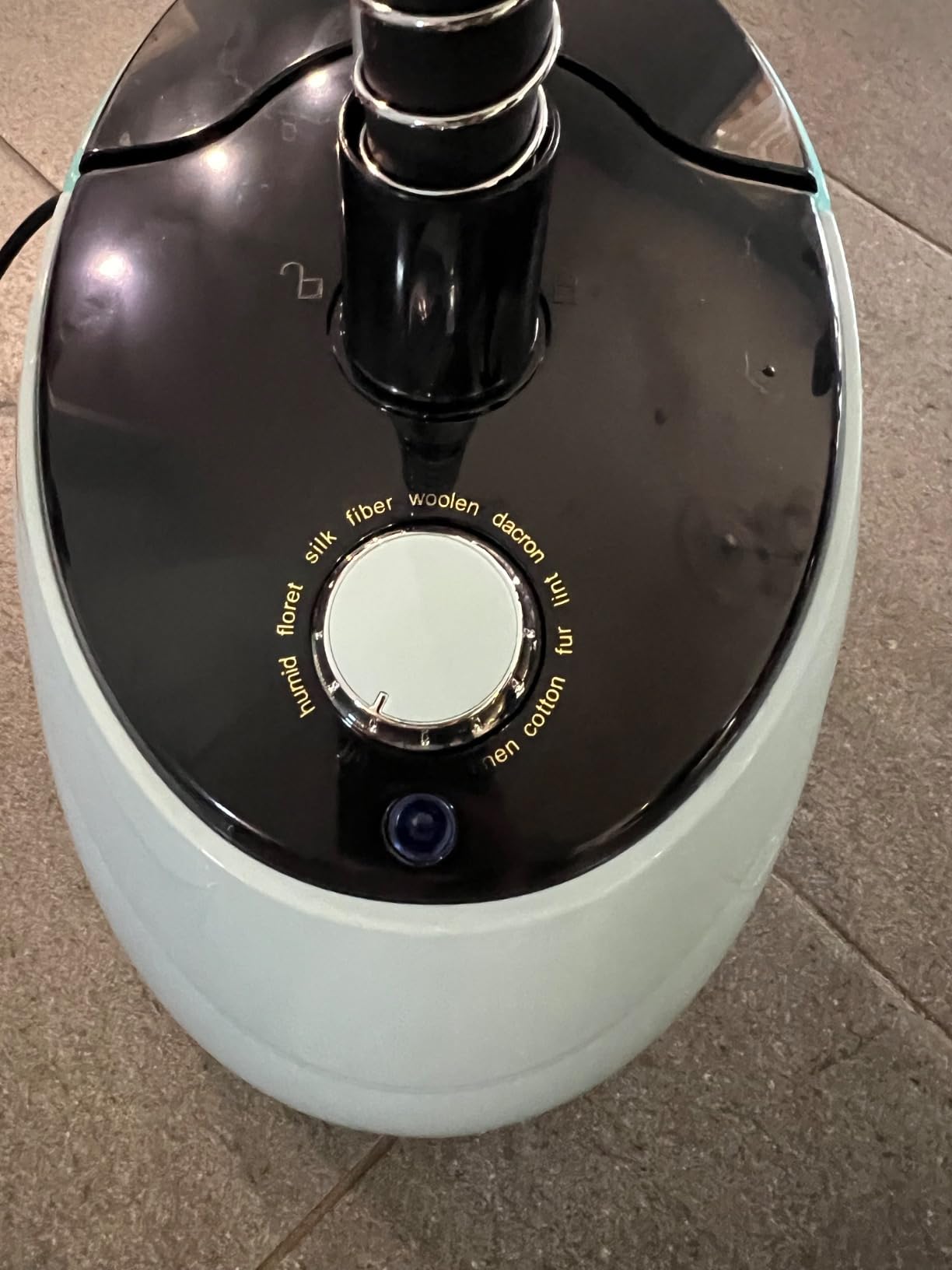 BEAMNOVA Standing Steamer for Clothes Professional Steam Iron with Hanger customer photo 2