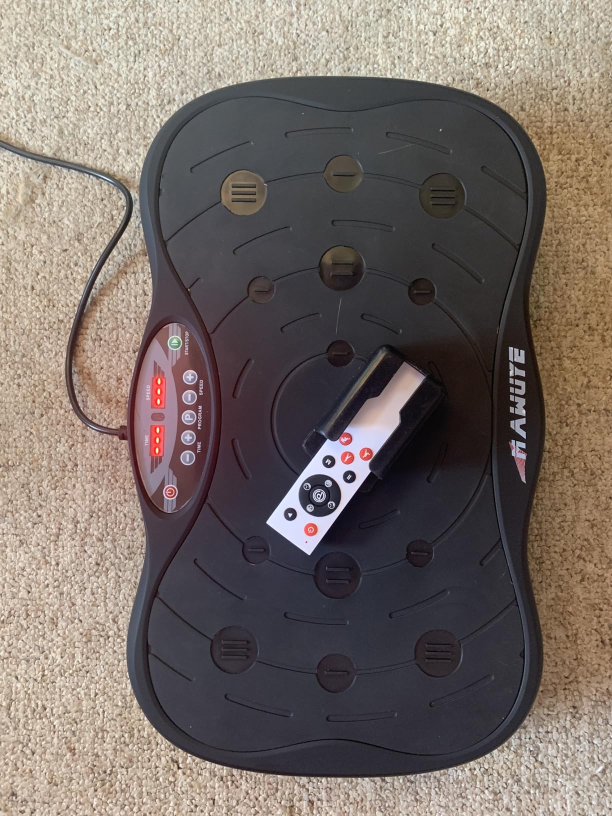 Vibration Plate Exercise Machine for Lymphatic Drainage Weight Loss, Whole Body Workout Vibration Fitness Platform, Home Training Equipment, Sport Gym for Weight Loss Fat Burner for Women Men customer photo 2
