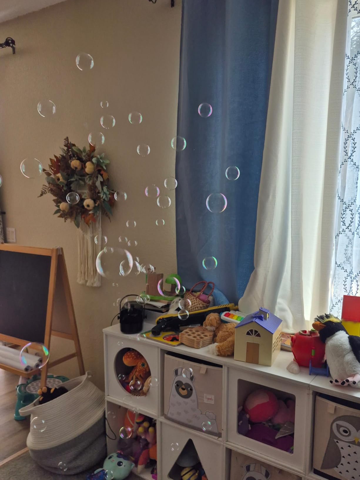 Bubble Machine Automatic Bubble Blower: Durable Bubble Maker 18000+ Big Bubbles Per Minute for Indoor Outdoor Wedding Birthday Party - Portable Bubble Machine for Kids Toddlers customer photo 2