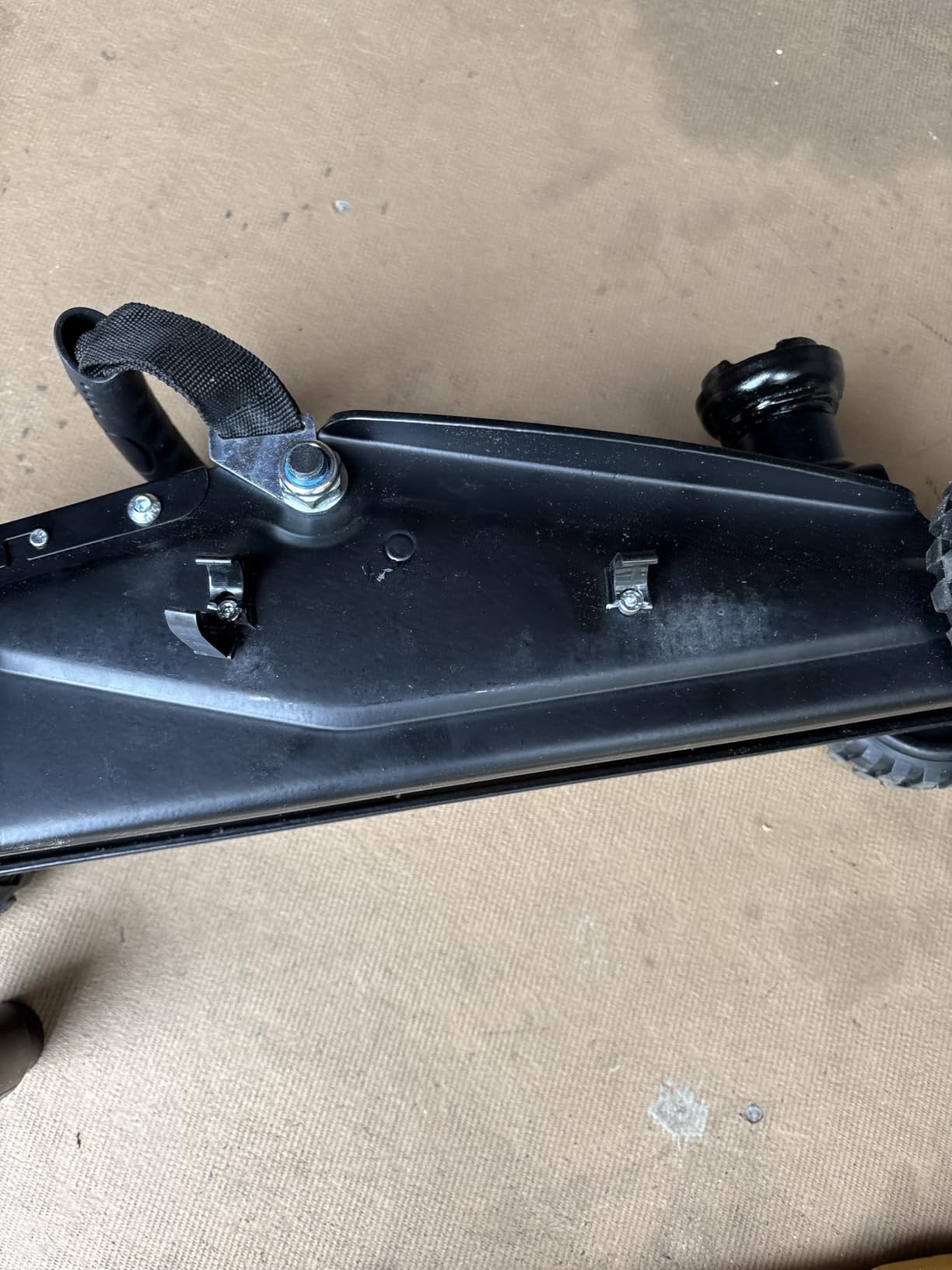 Cat Wheelie Off-Road Trolley Jack, 2 Ton, Portable, Oversized Wheels for Rugged Terrain - 980883ECE customer photo 1
