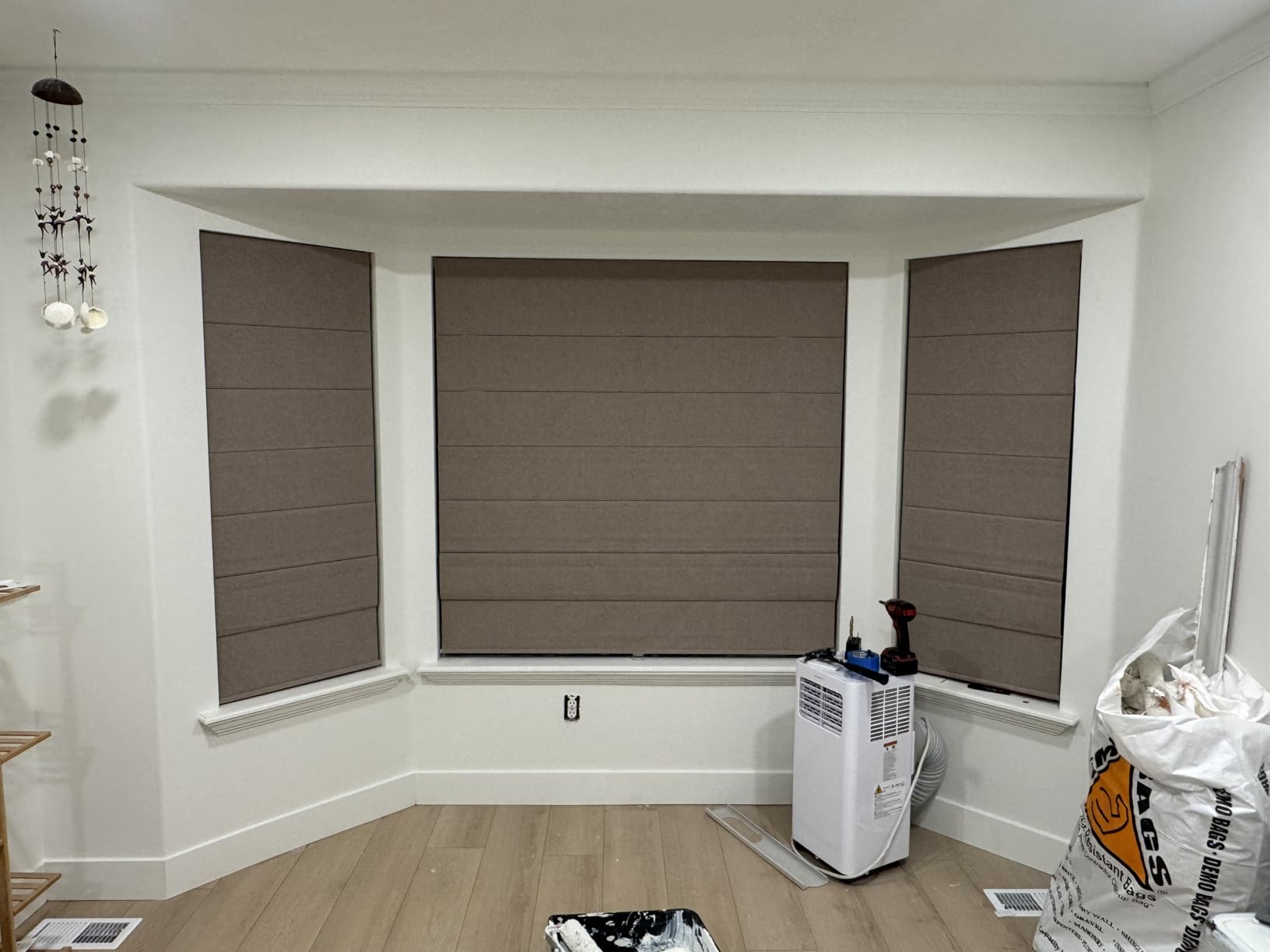 BERISSA Cordless Roman Shades, Linen Fabric, Blackout, Light Brown, Custom | Flat Fold Roman Shades, Privacy Shades, Full Blackout, Free-Stop, Easy Install, Child Safe, for Bedroom, Living Room & Home Office customer photo 1
