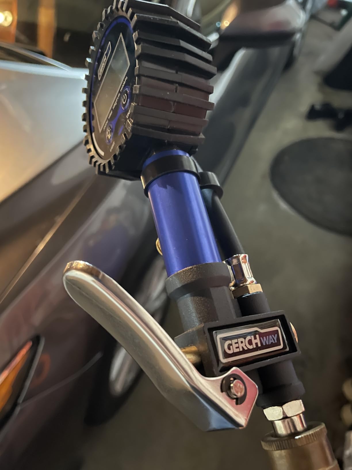Presta Valve Air Chuck - Digital Bike Tire Inflator with Pressure Gauge - Schrader to Presta Valve Adapter for Air Compressor customer photo 1