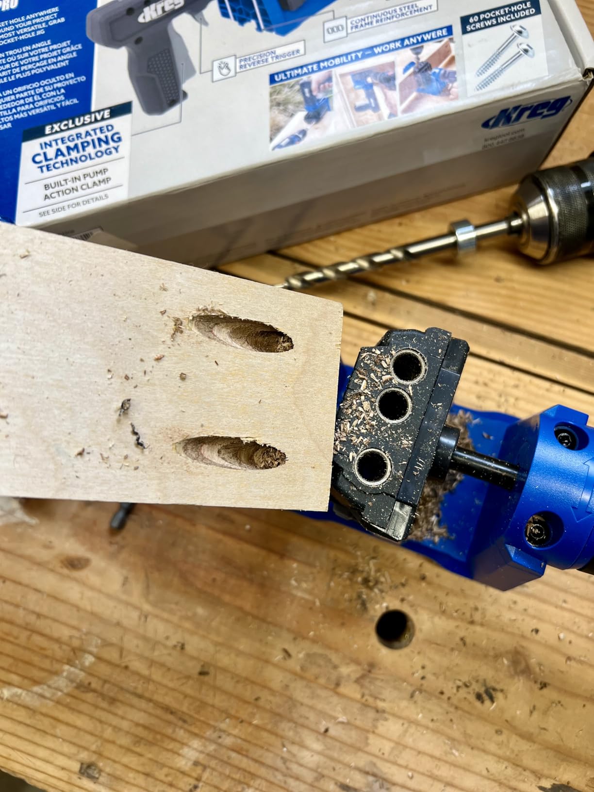 Kreg Pocket-Hole Jig - KPHJ520PRO2 - New Model - Premium Carpentry & Woodworking Tool - For Materials 1/2-1 1/2 Inches Thick - Includes 60 Pocket-Hole Screws customer photo 2