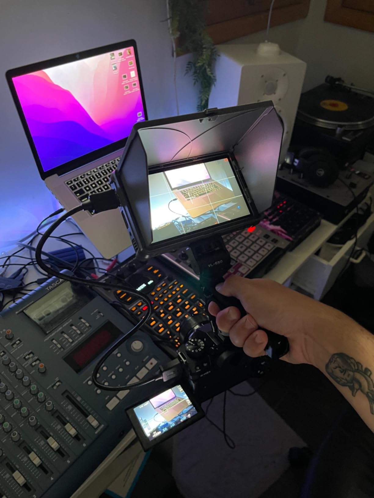 VILTROX DC-X Series Camera Monitor (DC-X2 KIT) customer photo 1