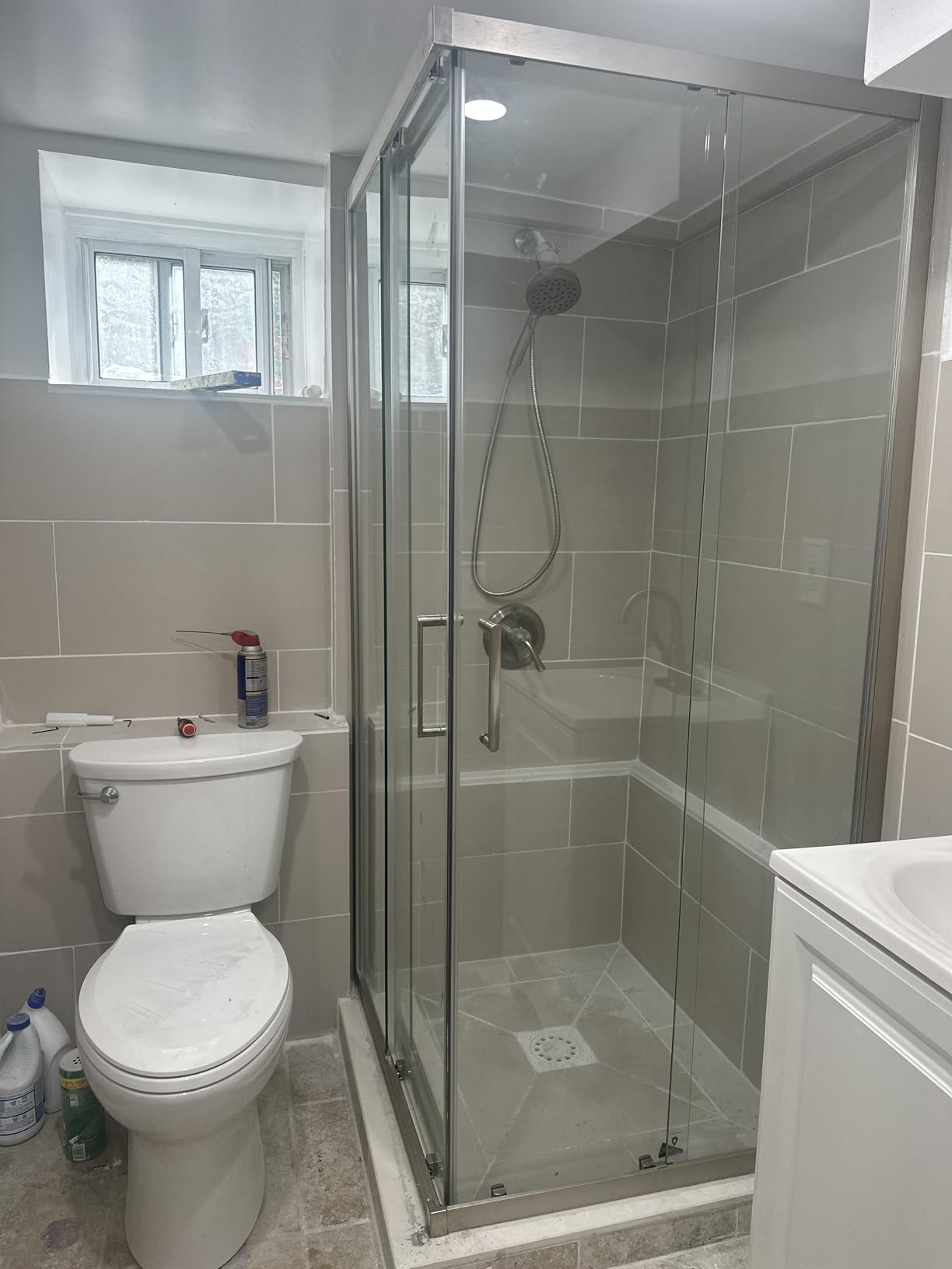 Corner Shower Door 36