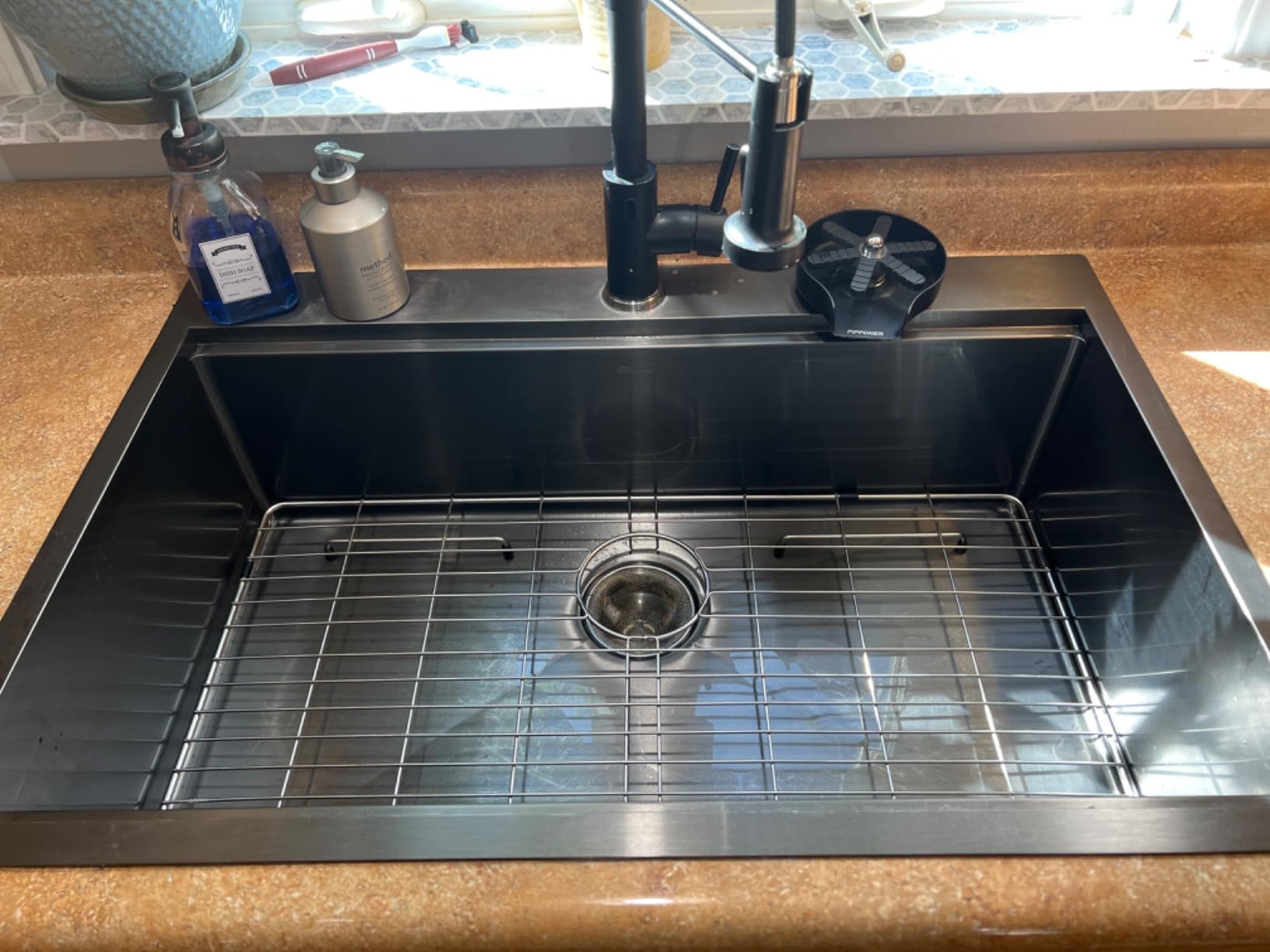 Sarlai Waterfall Kitchen Sink - 30 Inch Drop In Workstation Sink With Waterfall Black Stainless Steel 16 Gauge Multifunction Single Bowl Smart Top Mount Kitchen Sinks with Mechanical Keys 30x19 Inch customer photo 2
