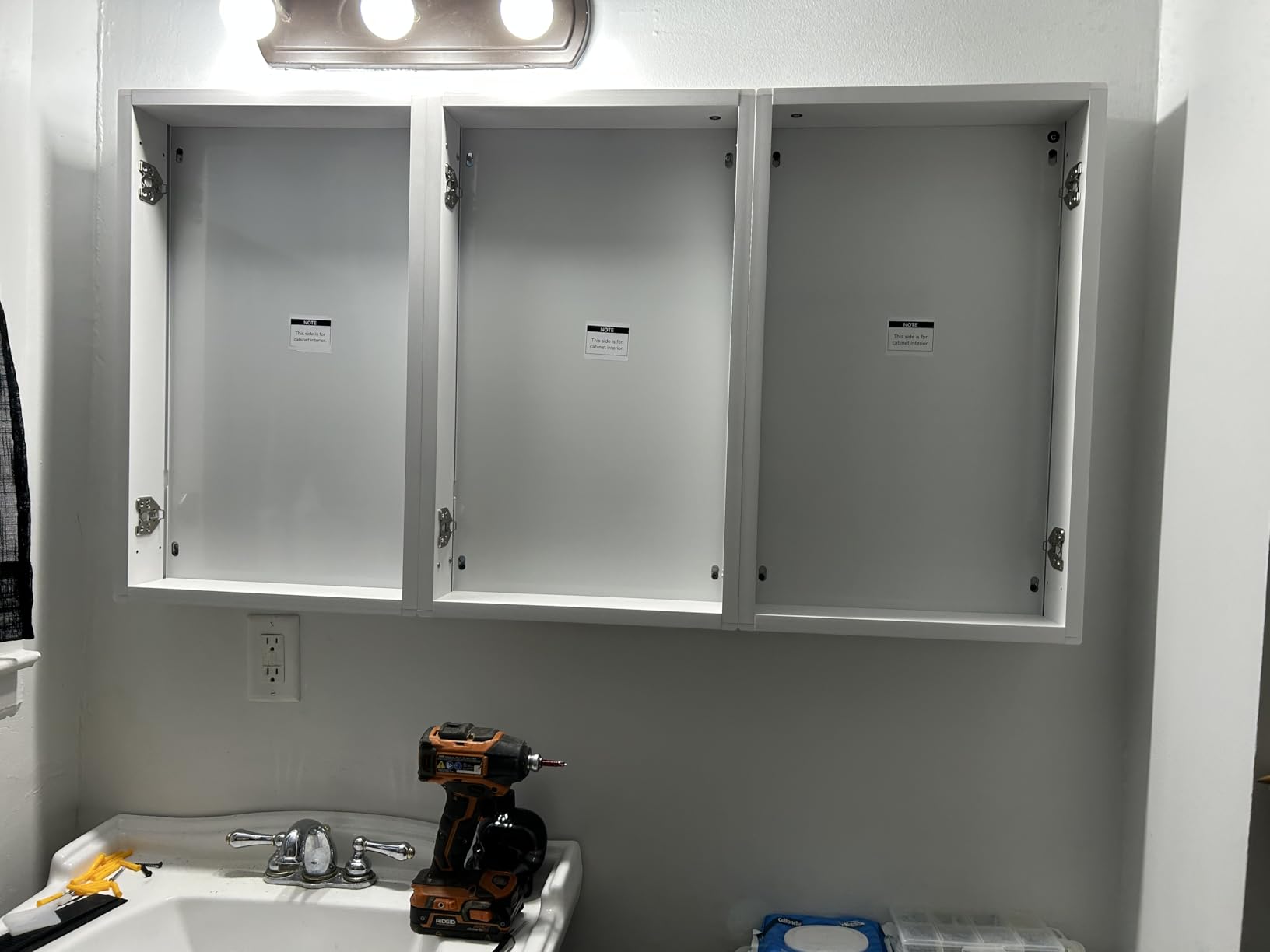 TokeShimi 20x26 Medicine Cabinet Mirror with Storage Tempered, Aluminum Surface Mount or Recessed Medicine Cabinet White with Adjustable Shelves for Bathroom Vanity Modern Farmhouse customer photo 1