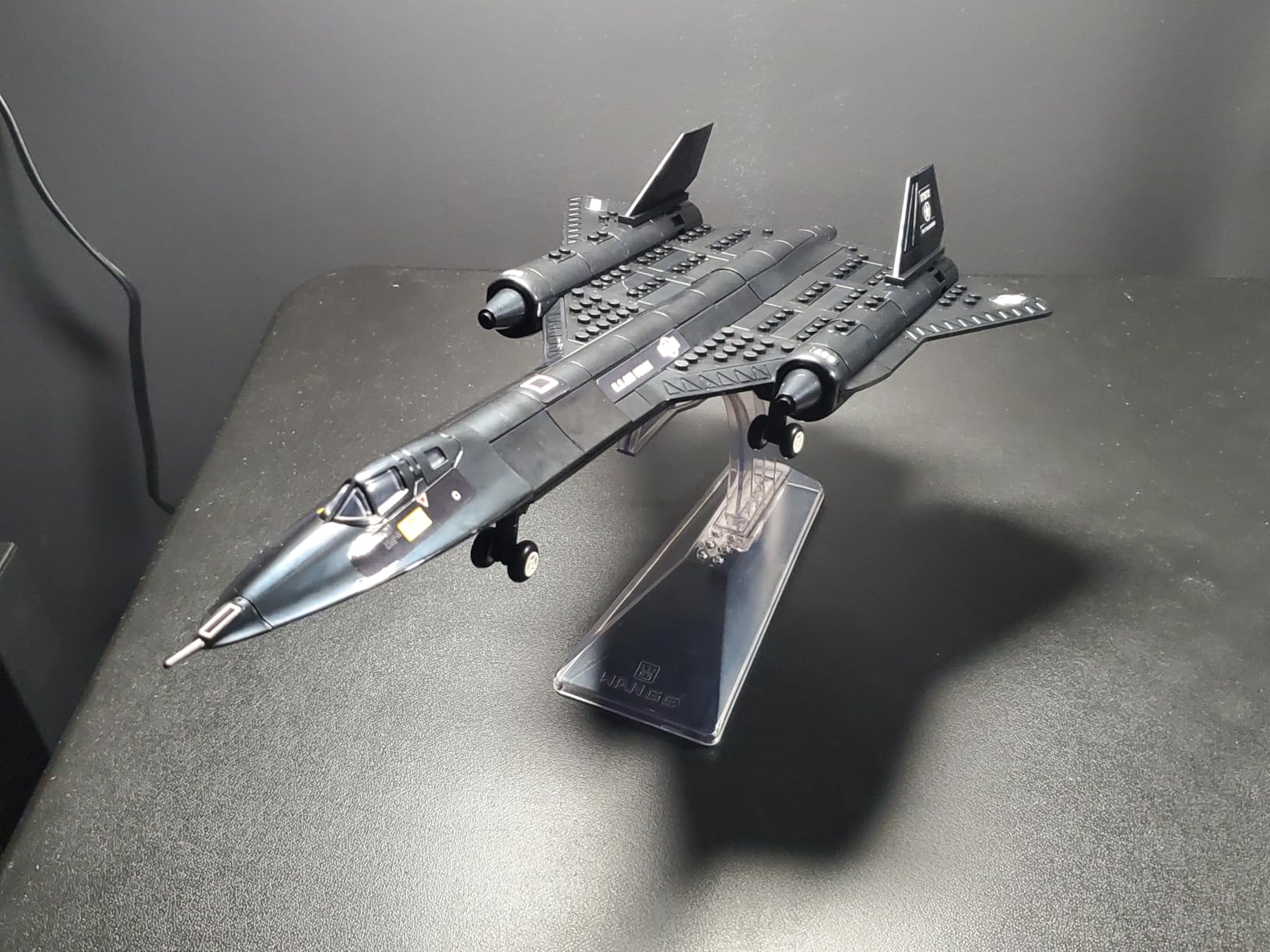 ArtorBricks SR-71 Reconnaissance Blackbird Airplane Military Building Set with Display Stand - 183Piece Model Kit for Adults, Collectors & Hobbyists customer photo 2