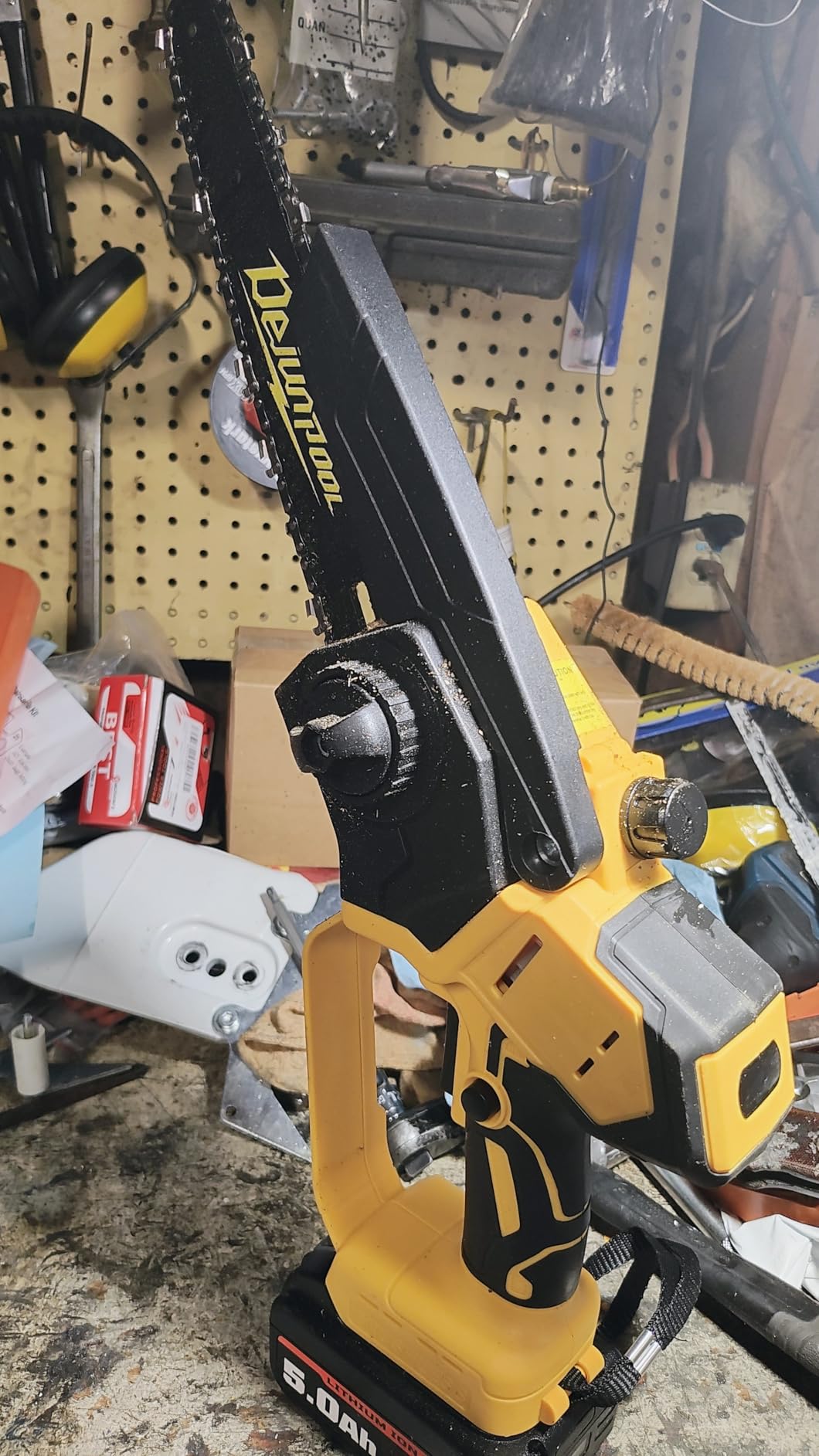 Cordless Mini Chainsaw Compatible with Dewalt 20V MAX Battery, 6 Inch & 8 Inch Small Electric Chainsaw Brushless, Auto Oiler, Handheld Pruning Tree Saw Gift for Men Dad Husband Fathers (Tool Only) customer photo 2