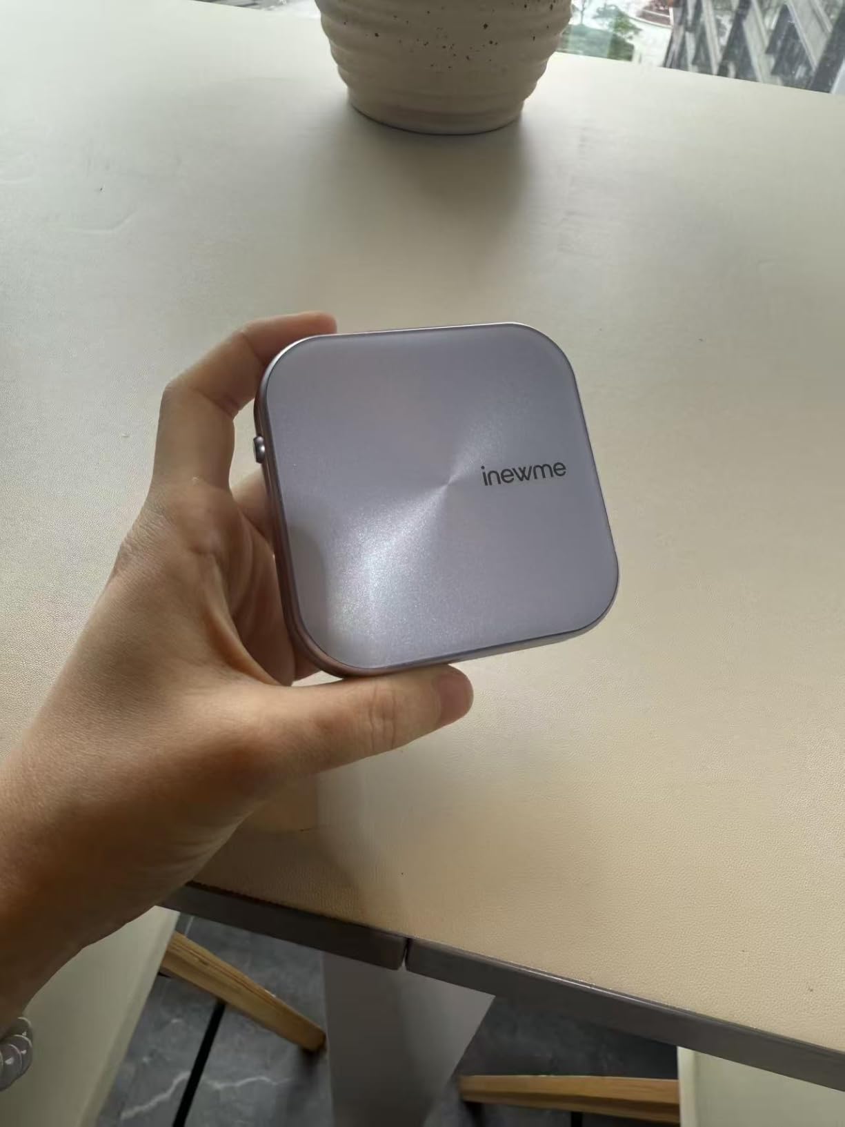 inewme UV Camera Makeup Mirror, LED Compact Mirror for Sunscreen Check customer photo 2