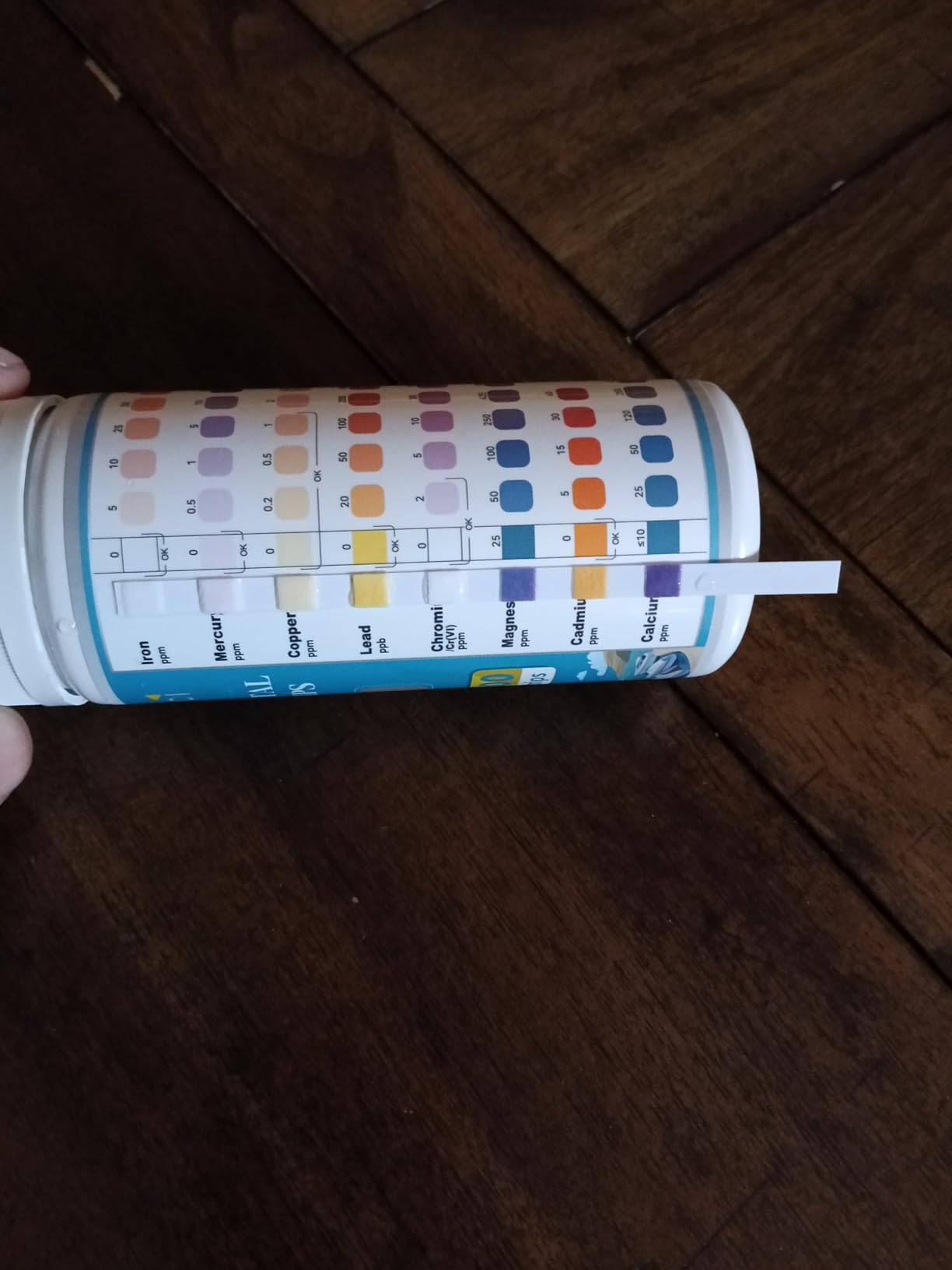 Heavy Metals Water Test Strips (8 Tests) - 100ct Home Water Testing Kit customer photo 1