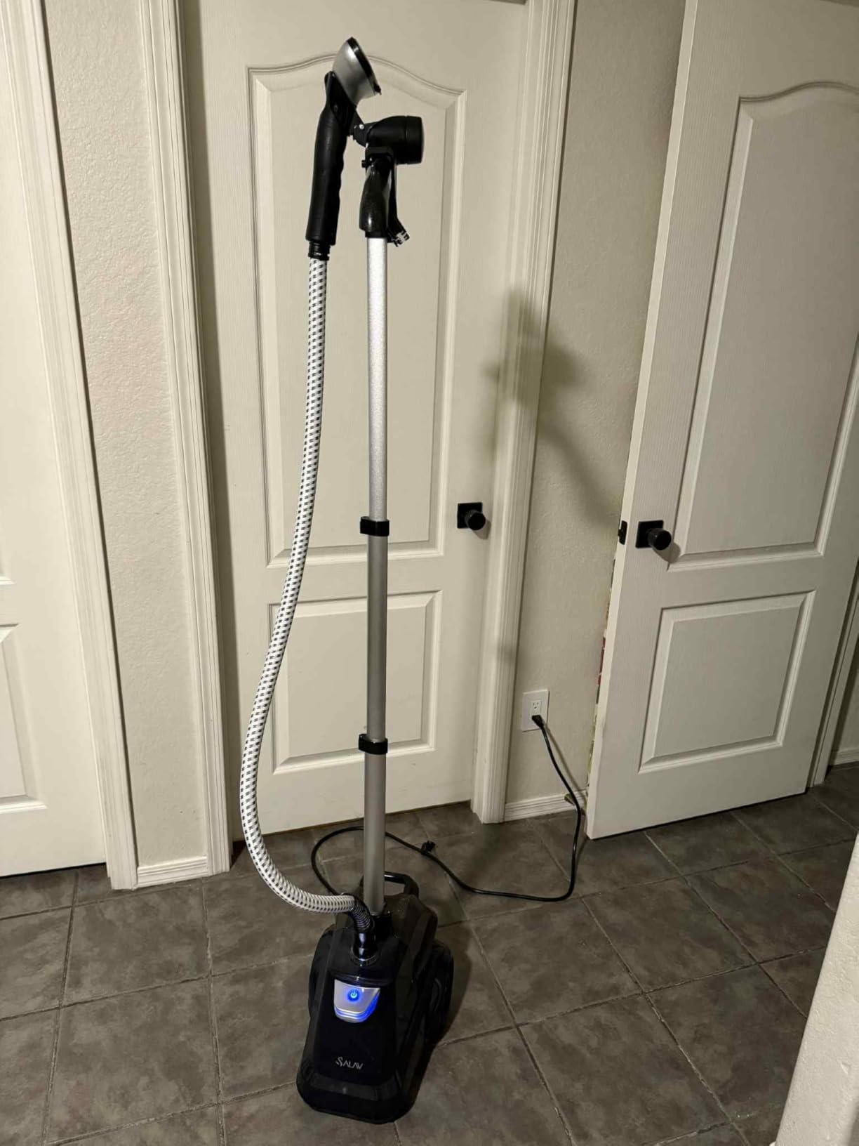 SALAV Commercial-Grade Standing Garment Steamer for Clothes with Auto-Off Safety, 1800W Powerful Steam, X-Large 3L Water Tank, 90-Min Continuous Use, Pedal-Control System (Navy) customer photo 2