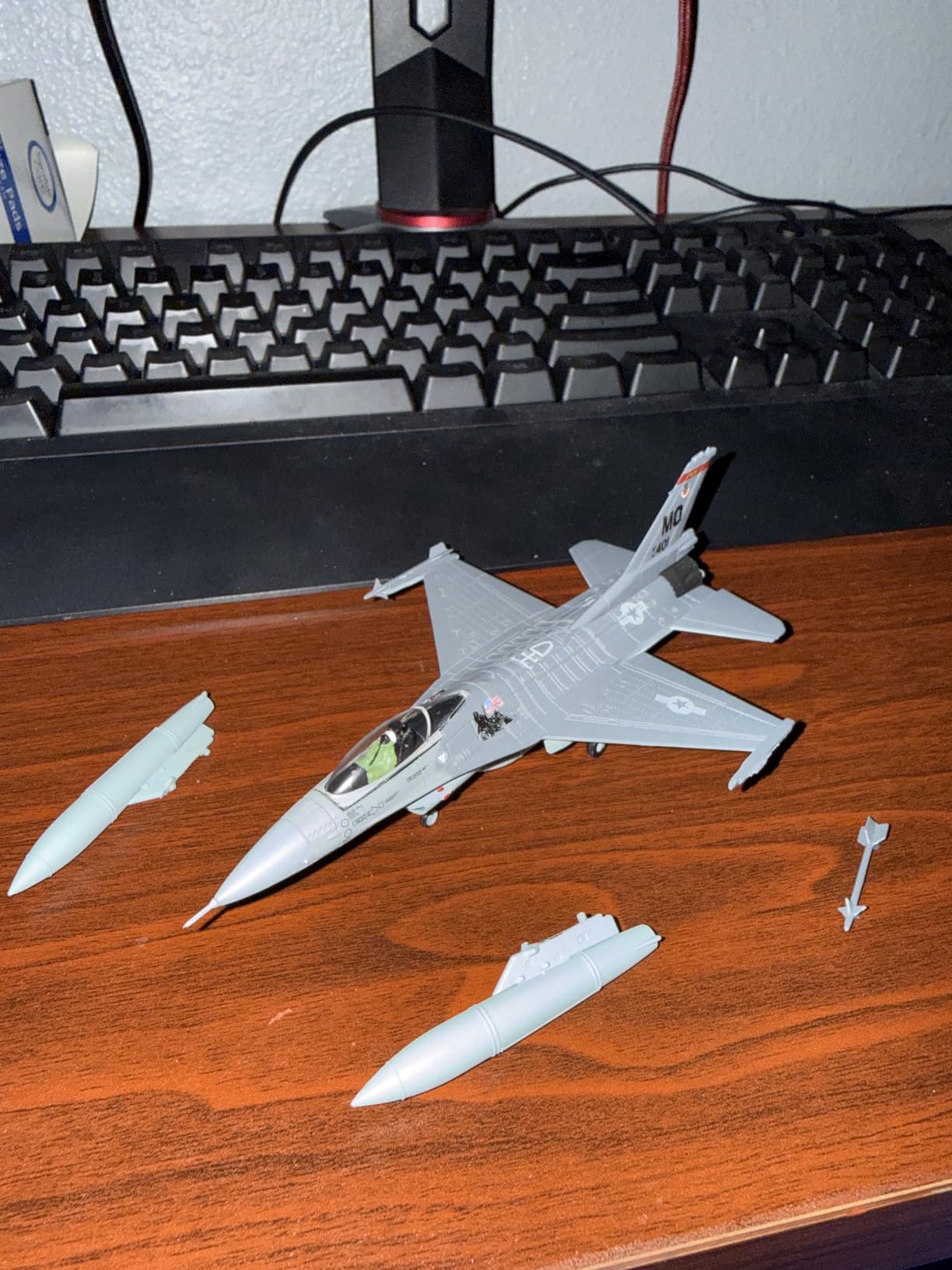 NUOTIE 1/72 F-16D Block 42 90-0778
