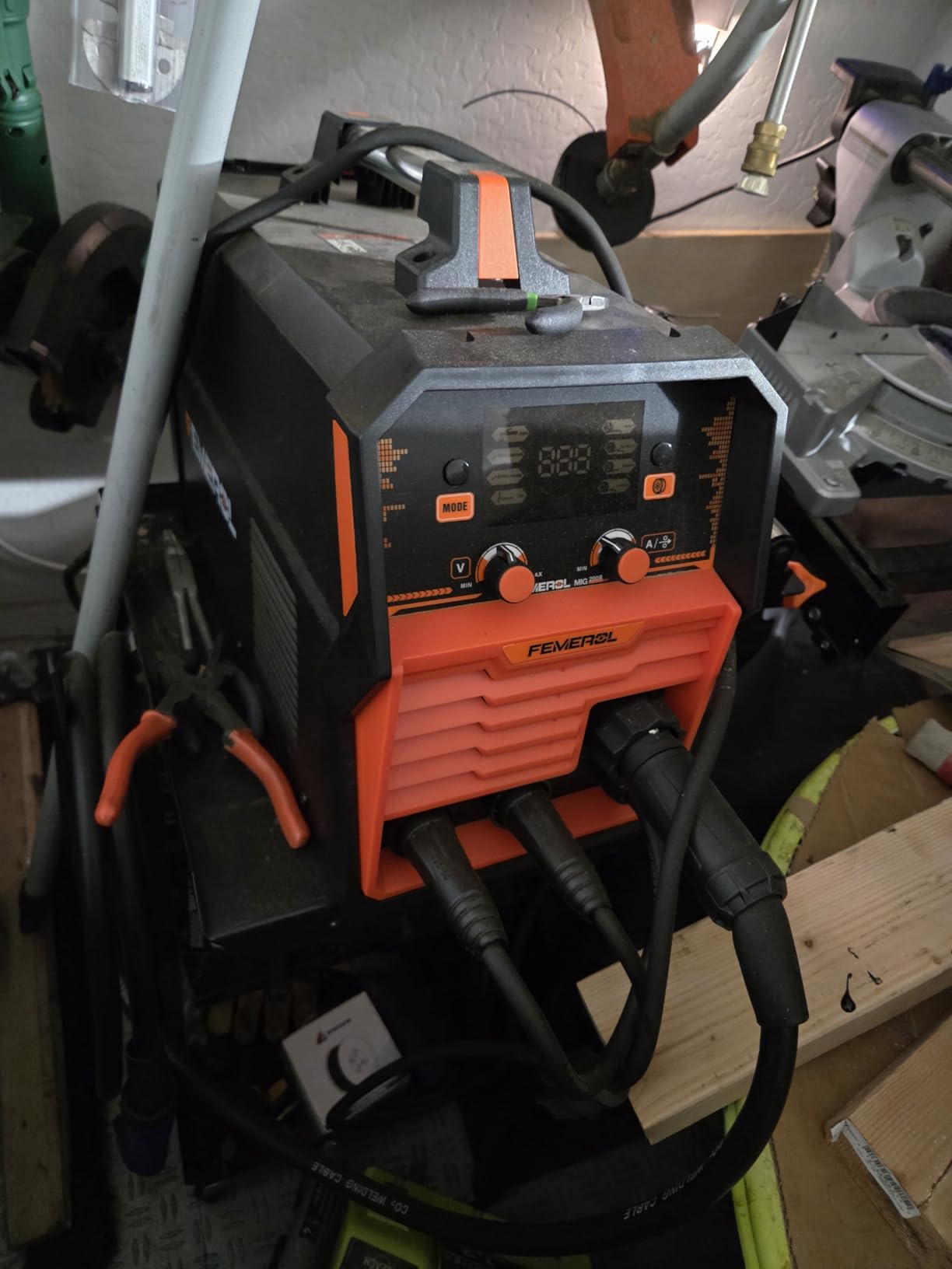 FEMEROL 140A 3 in 1 MIG Welder, Flux Core, MIG/Lift TIG/Stick Welding Machine 110V Portable IGBT Inverter Synergic Control, LED Display with Welding Helmets customer photo 2