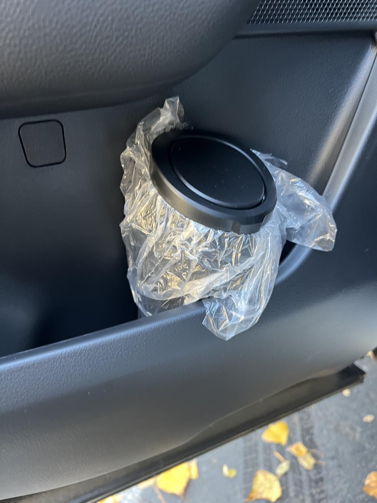 Car Trash Can with Lid, Leakproof, Mini, 2 Pack, Black customer photo 2