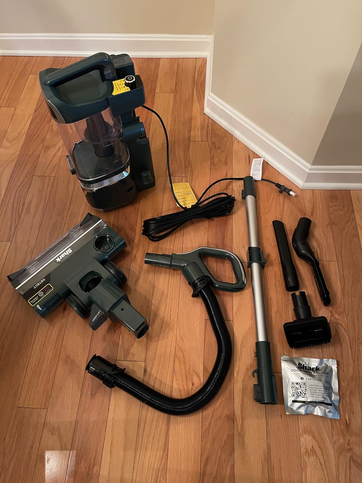Shark Detect Pro Lift-Away ADV Vacuum, DuoClean Detect, Evergreen, LA802 customer photo 1