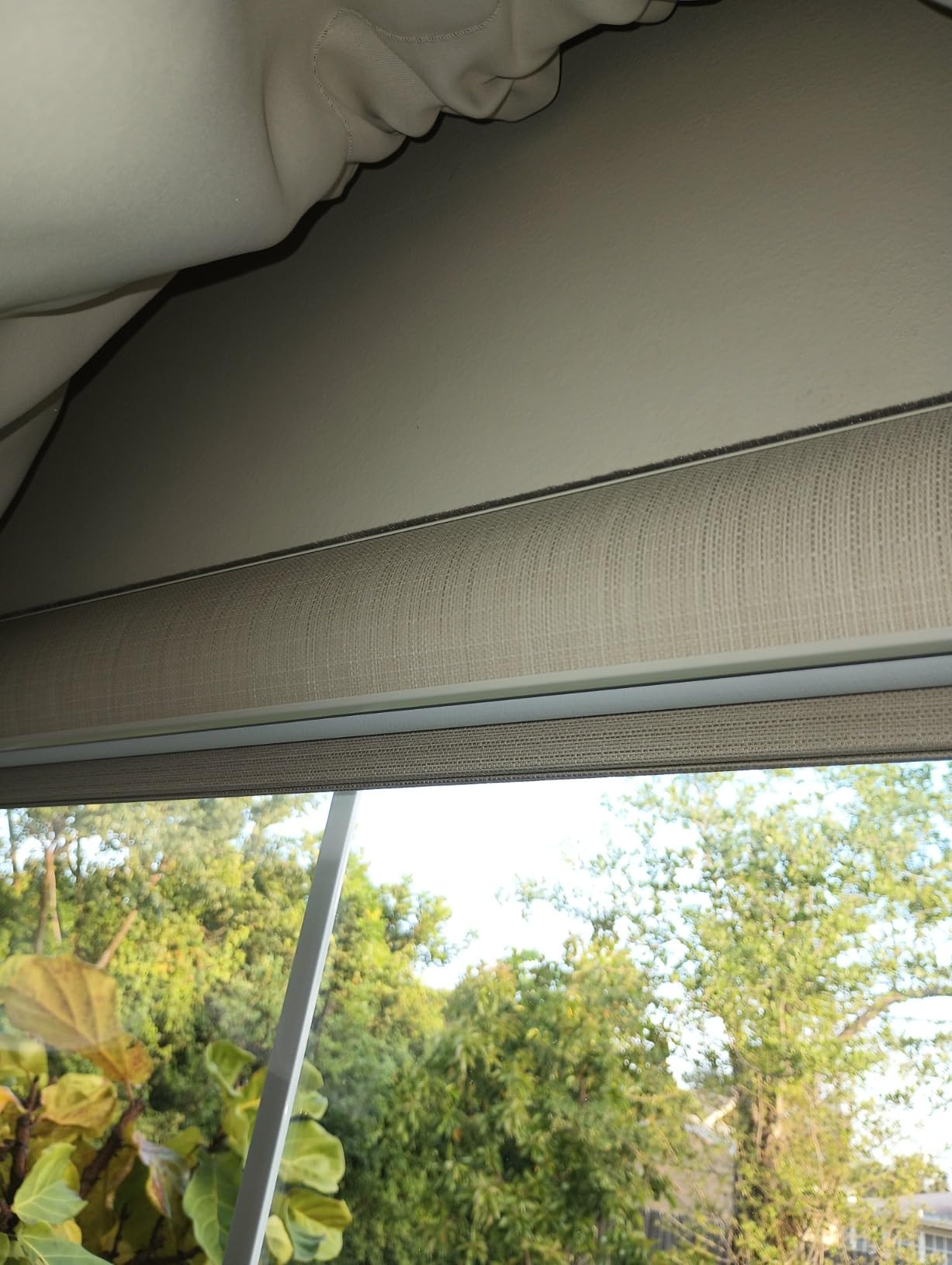 Persilux Smart Motorized Blinds with Remote, No Drill Automatic Roller Shades for Indoor Windows, Light Filtering Linen Fabric, Electric Blinds for Windows, Linen Cream C156-1, Custom Size customer photo 1
