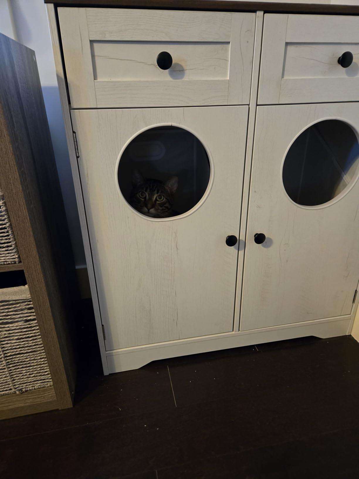 HOOBRO Double Laundry Hamper Cabinet, Hidden Laundry Cabinet with 2 Drawers & 2 Baskets, 20 Gallon Farmhouse Bathroom Laundry Hamper with 2 Clothes-Toss Holes, White and Dark Walnut WHZ36XY01 customer photo 2