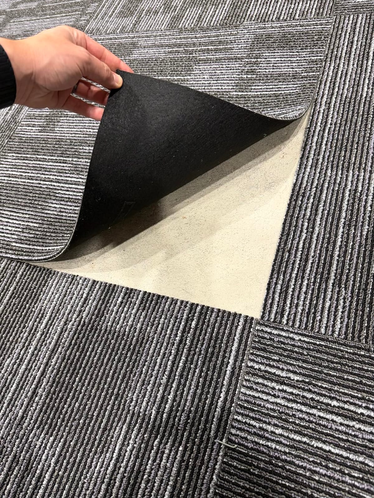 Commercial Carpet Tiles, Heavy Duty Non Slip Floor Carpet Subtle Gray Uniform Texture Reusable Easy DIY Installation Rug for Office Living Room Bedroom, 24