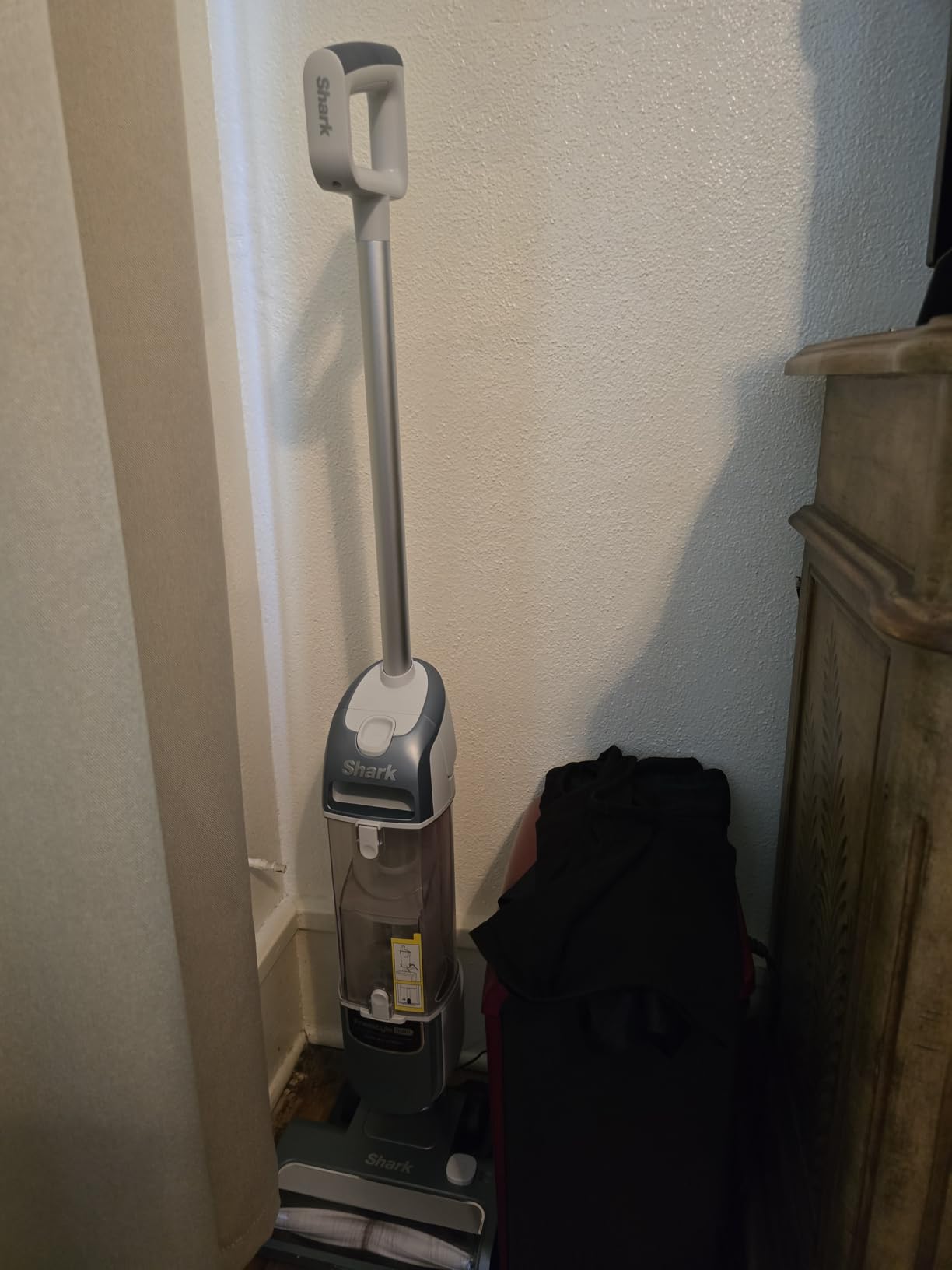 Shark Freestyle Max Cordless Upright Vacuum, Nordic Blue, SV2002 customer photo 2