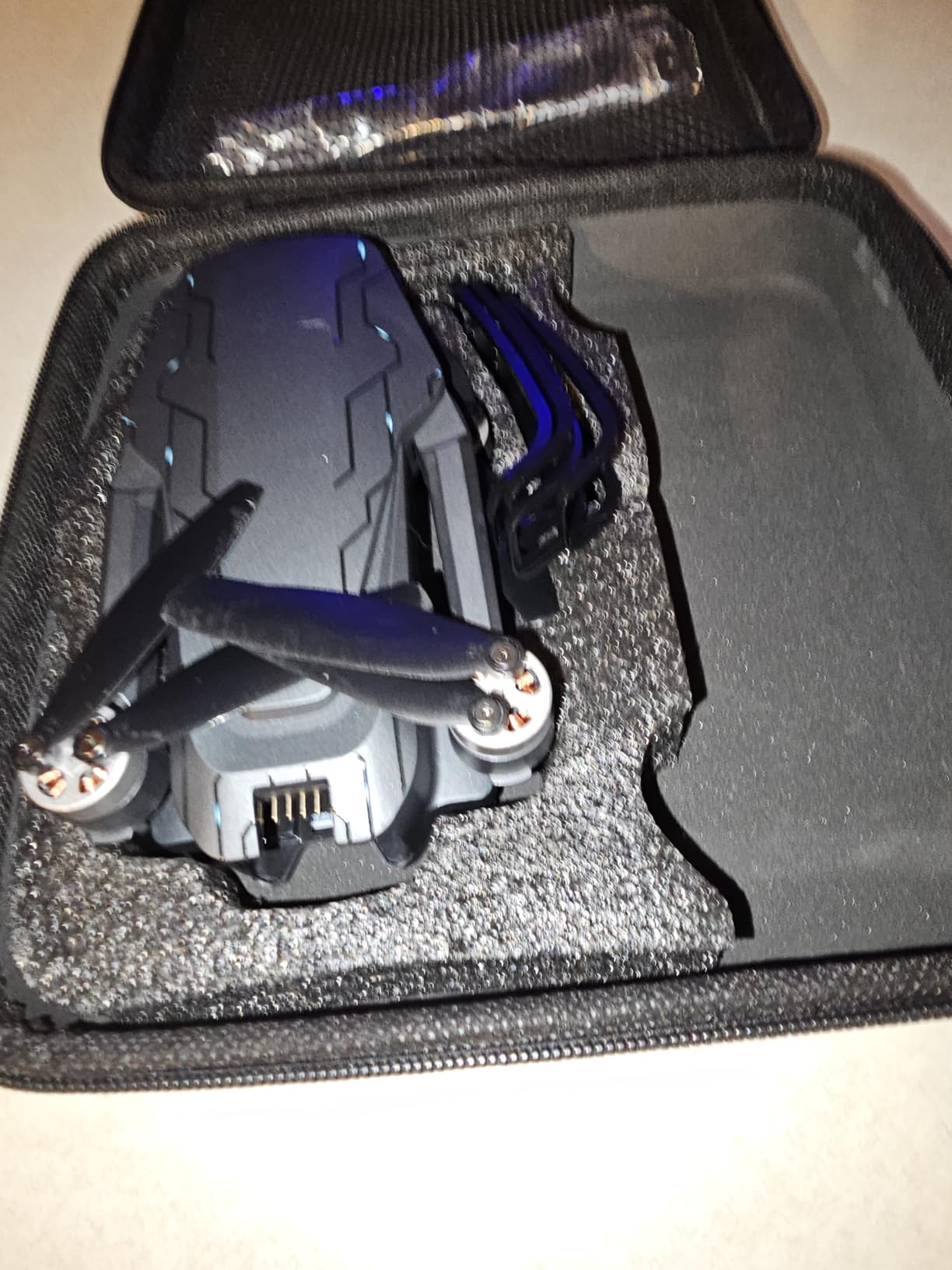 GPS Drone with Camera, 2K HD Drones for Adults, Foldable FPV Drone with GPS Auto Return, Follow Me, Circle Fly, Waypoint Fly, 5G Transmission, Gestures Selfie, Brushless Motor, 2 Batteries, Charcoal customer photo 2
