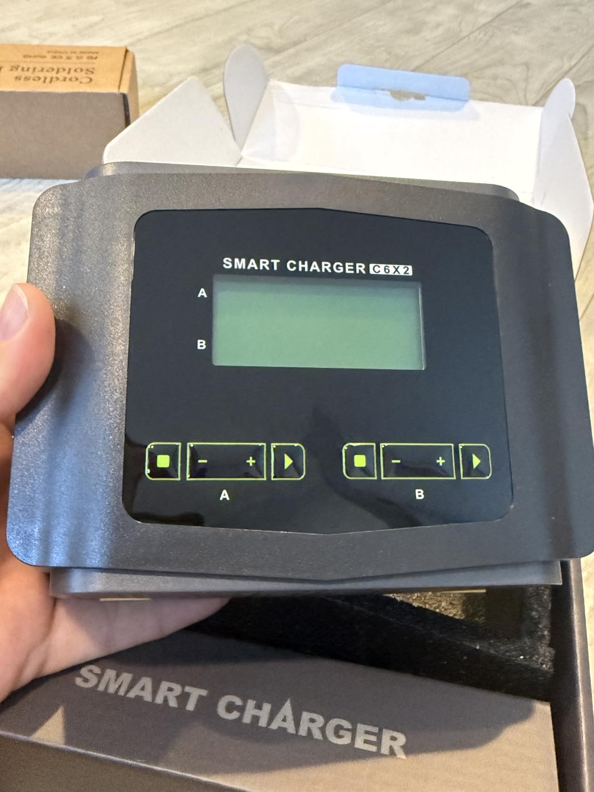 C6X2 Dual LiPo Battery Charger DC 240W 10A,Smart Balance Charger Discharger for LiPo/Li-ion/Life(1-6s) NiCd/NiMH/LiHV/PB,RC Car Battery Charger customer photo 2