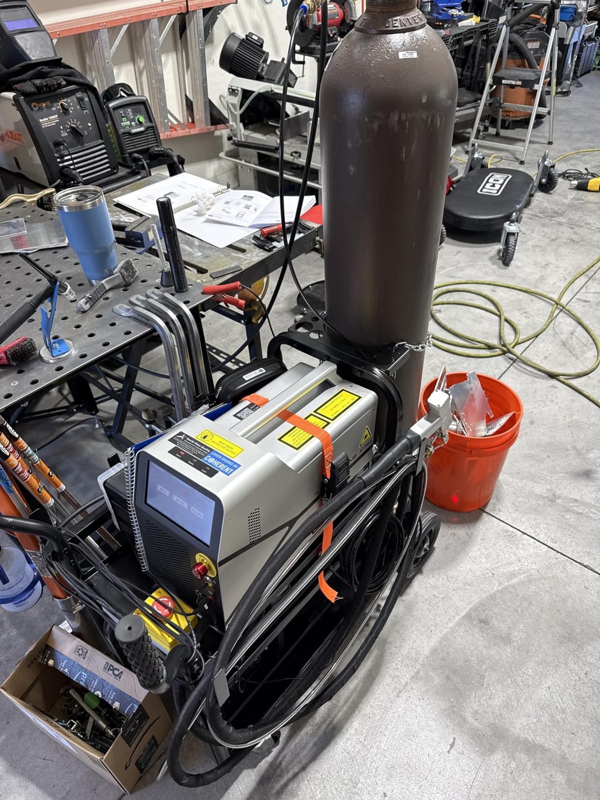X1pro 700W Laser Welding Machine, for Industrial Metalwork customer photo 1