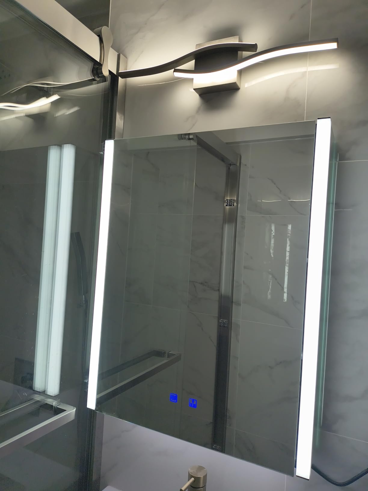 41x28 Inch Three Doors Aluminum LED Bathroom Medicine Cabinet with Mirror customer photo 1
