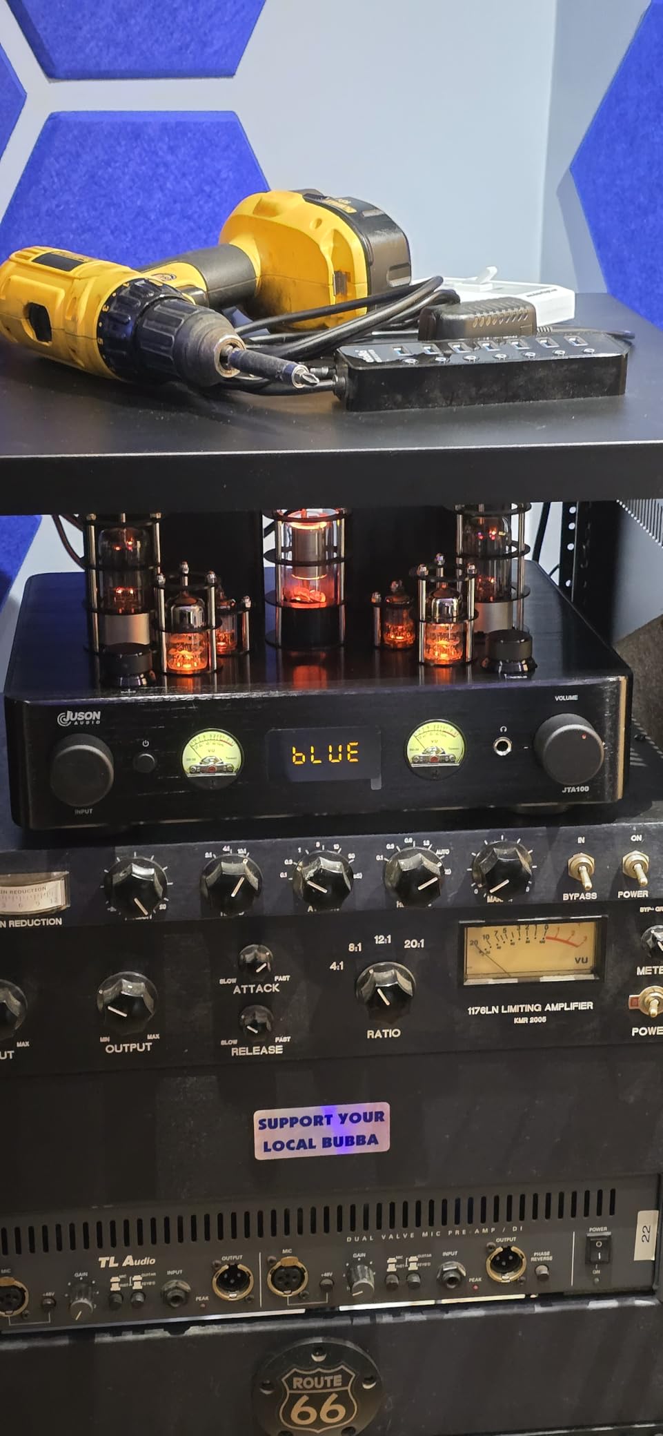 Juson Audio JTA100 2025 Version 200W Vacuum Tube Amplifier Integrated Hybrid with BT 5.0 Optical AUX RCA Phono Input and Headphone Output 2.1CH Class AB HiFi Home Audio for Turntable customer photo 2
