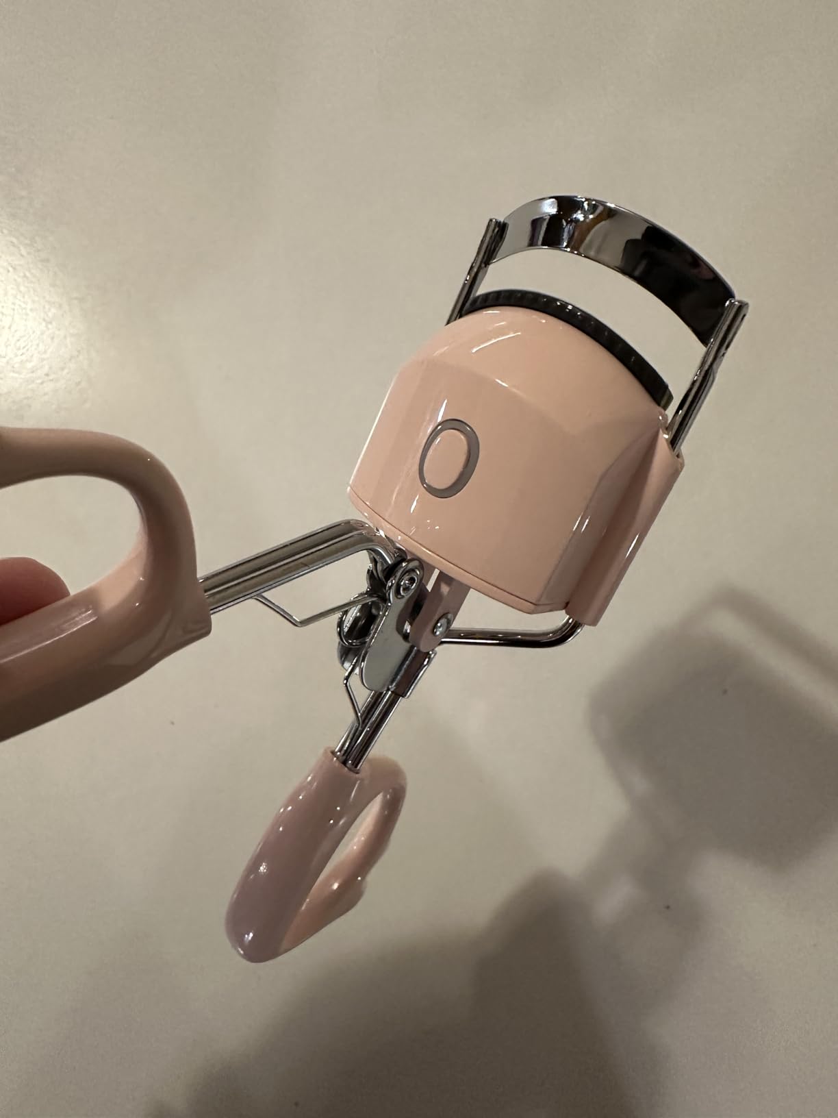 Heated Eyelash Curler Fast Heat up Within 15s, Electric Eyelash Curlers with 2 Temperature Modes for 24H Long-Lasting Eyelash Curls, Type-C Rechargeable Lash Curler, Quick Natural Curling Eye Lashes customer photo 1