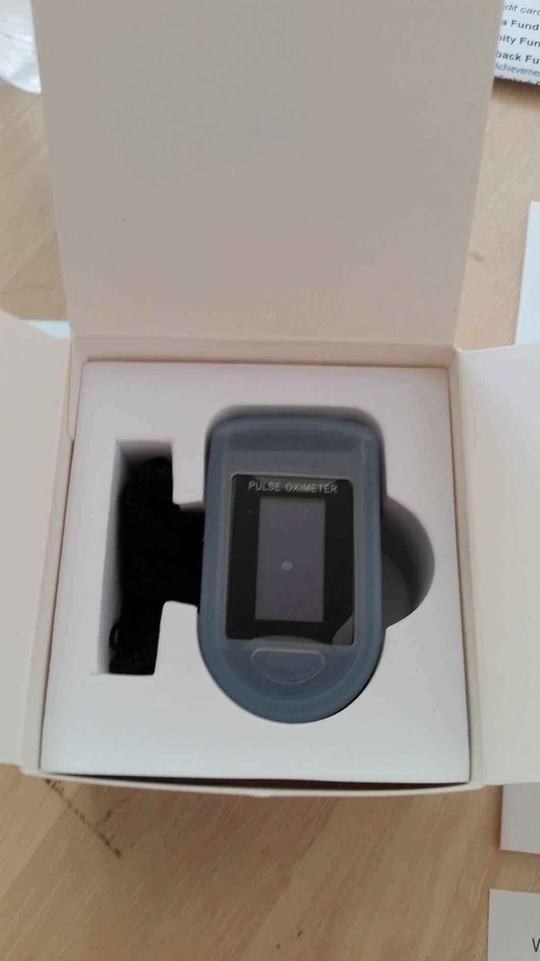 Zacurate 500B-B Wireless Bluetooth Fingertip Pulse Oximeter, Blood Oxygen Monitor with Free App, SpO2, Plethysmograph, and Perfusion Index customer photo 1